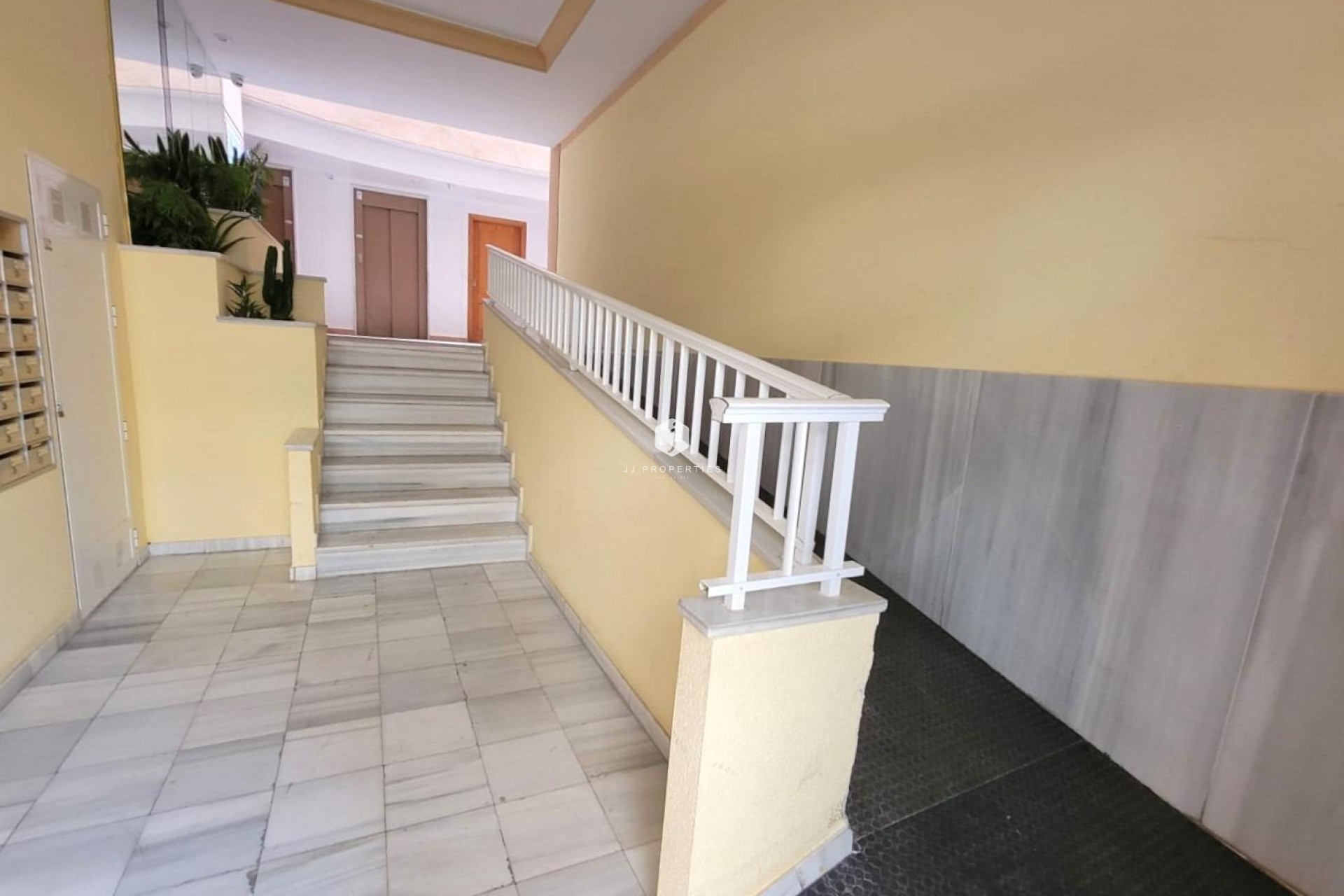 Tweedehands - Appartement / flat -
Torrevieja - Playa del Cura