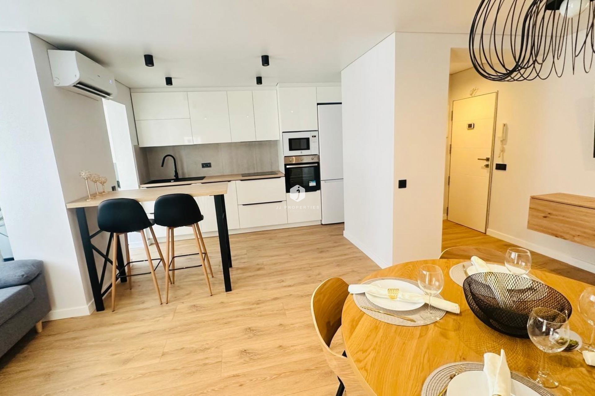 Tweedehands - Appartement / flat -
Torrevieja - Playa del Cura