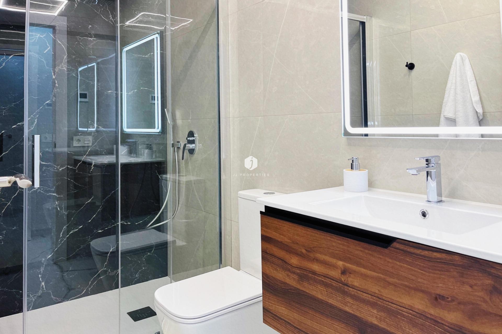 Tweedehands - Appartement / flat -
Torrevieja - Playa del Cura