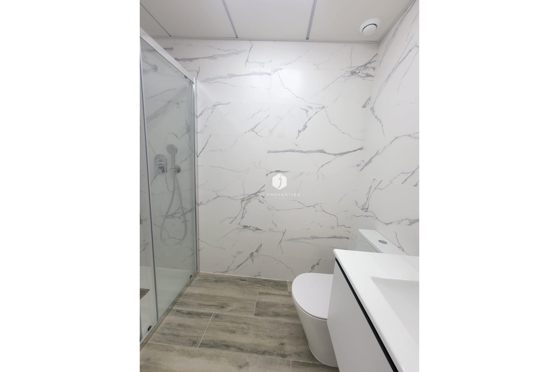 Tweedehands - Appartement / flat -
Torrevieja - Playa del Cura