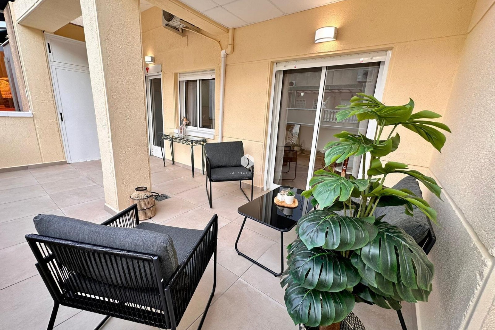 Tweedehands - Appartement / flat -
Torrevieja - Playa del Cura