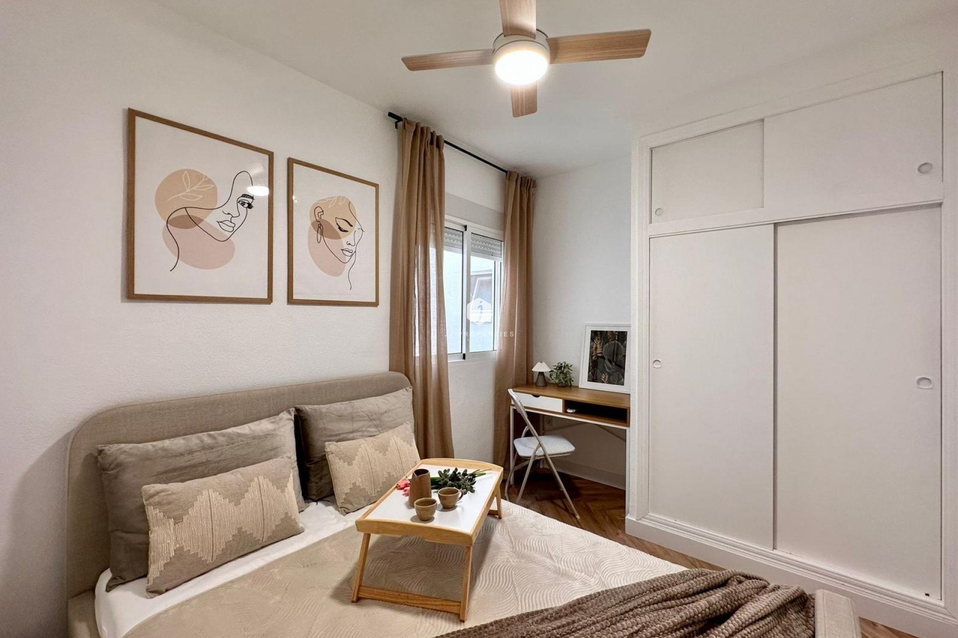 Tweedehands - Appartement / flat -
Torrevieja - Playa del Cura