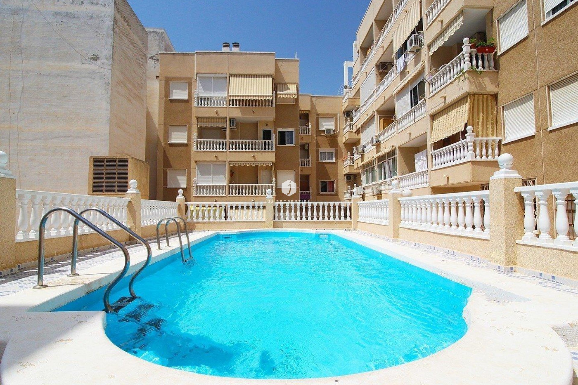 Tweedehands - Appartement / flat -
Torrevieja - Playa del Cura