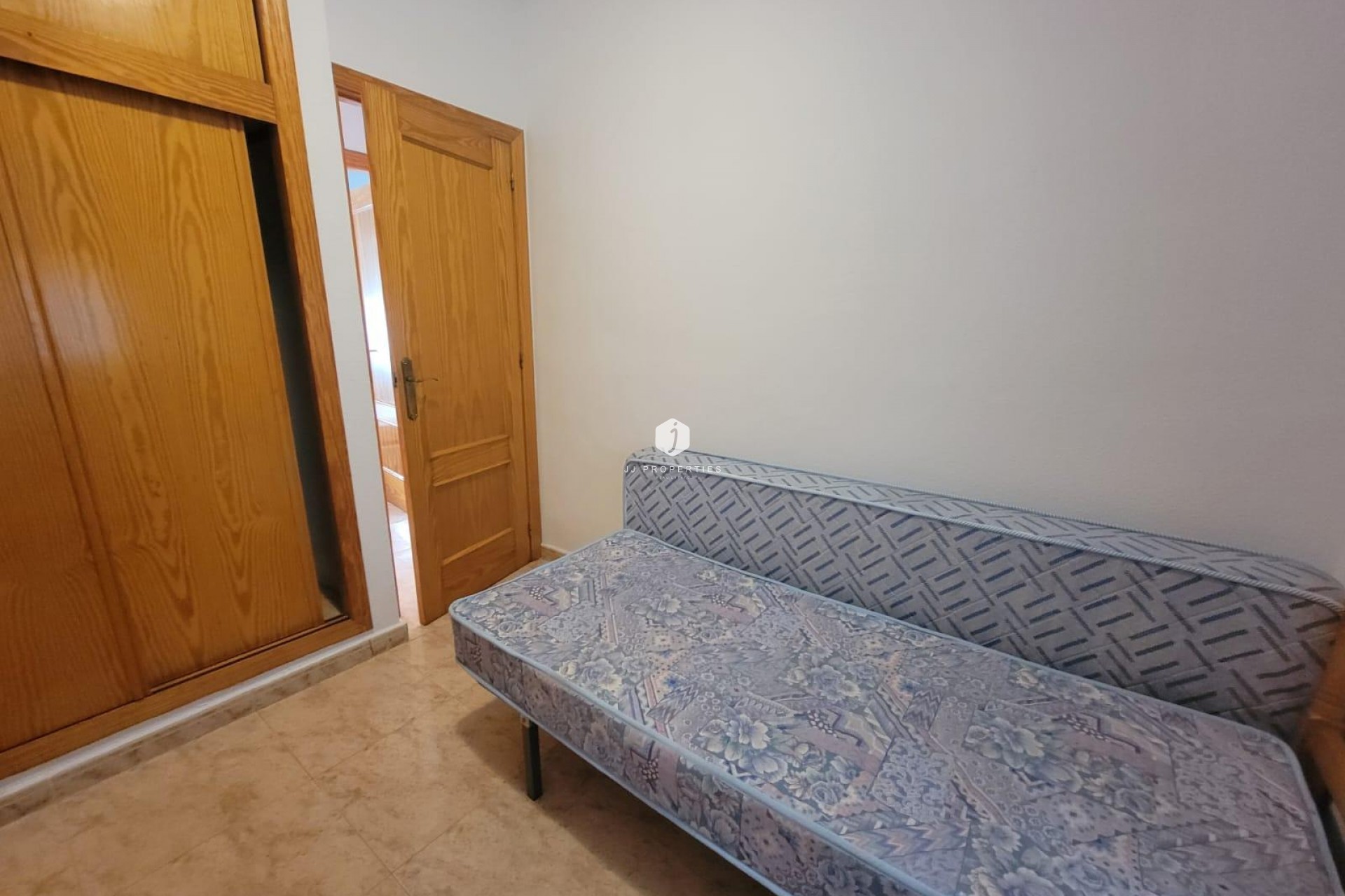 Tweedehands - Appartement / flat -
Torrevieja - Playa del Cura