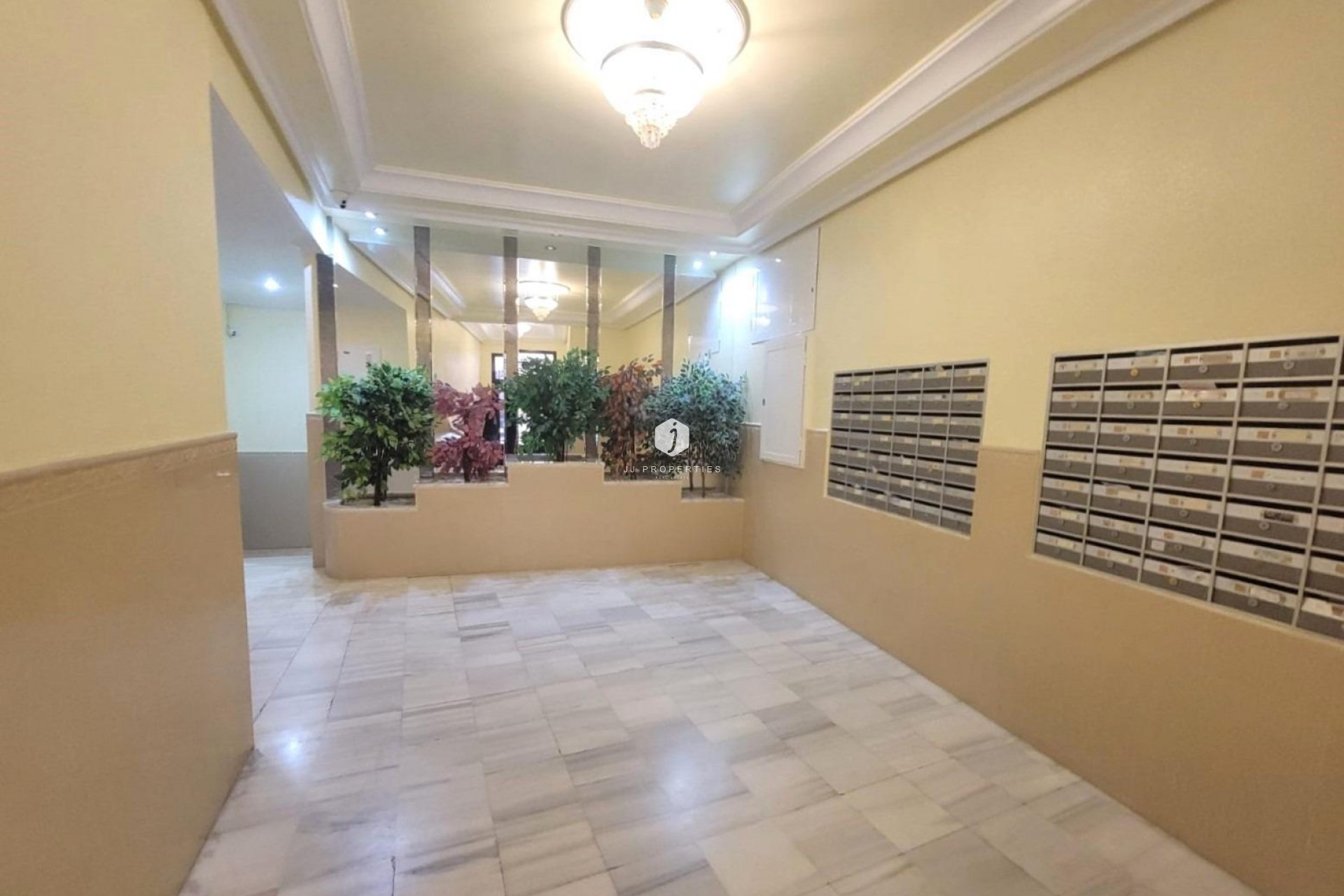 Tweedehands - Appartement / flat -
Torrevieja - Playa del Cura