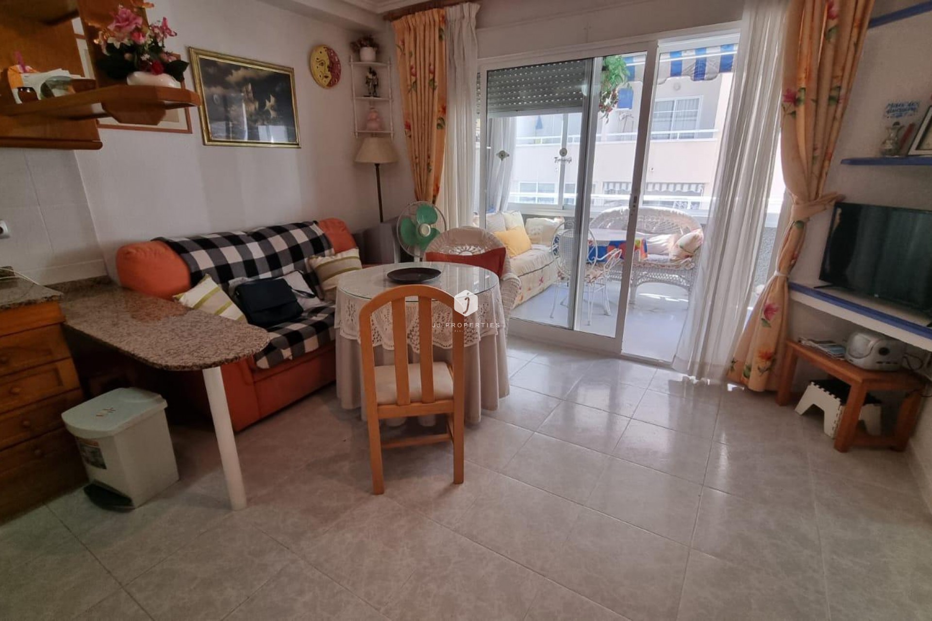 Tweedehands - Appartement / flat -
Torrevieja - Playa del Cura