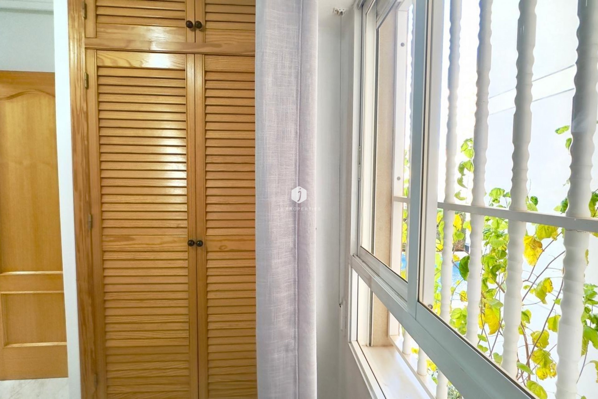 Tweedehands - Appartement / flat -
Torrevieja - Playa del Cura