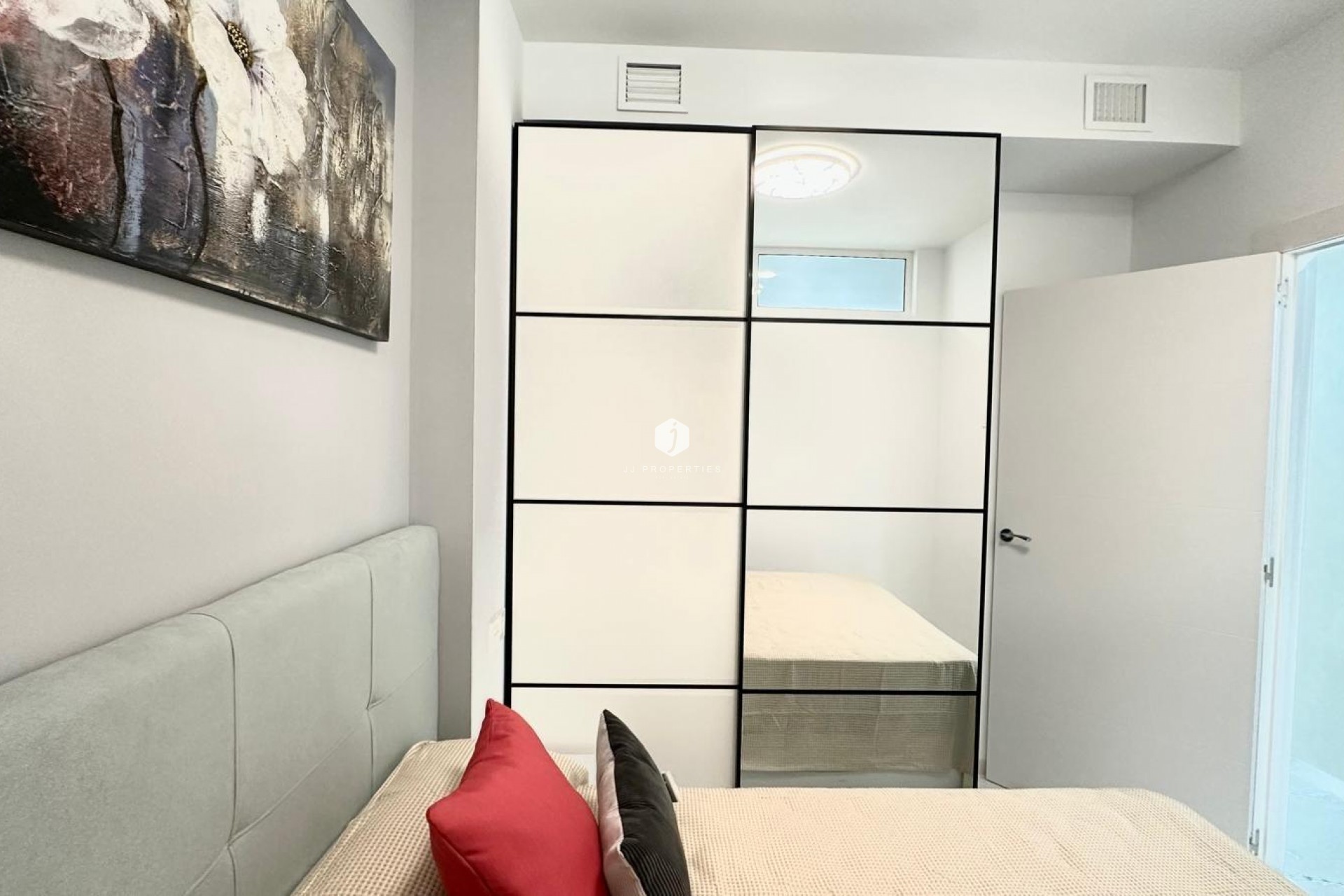 Tweedehands - Appartement / flat -
Torrevieja - Playa del Cura