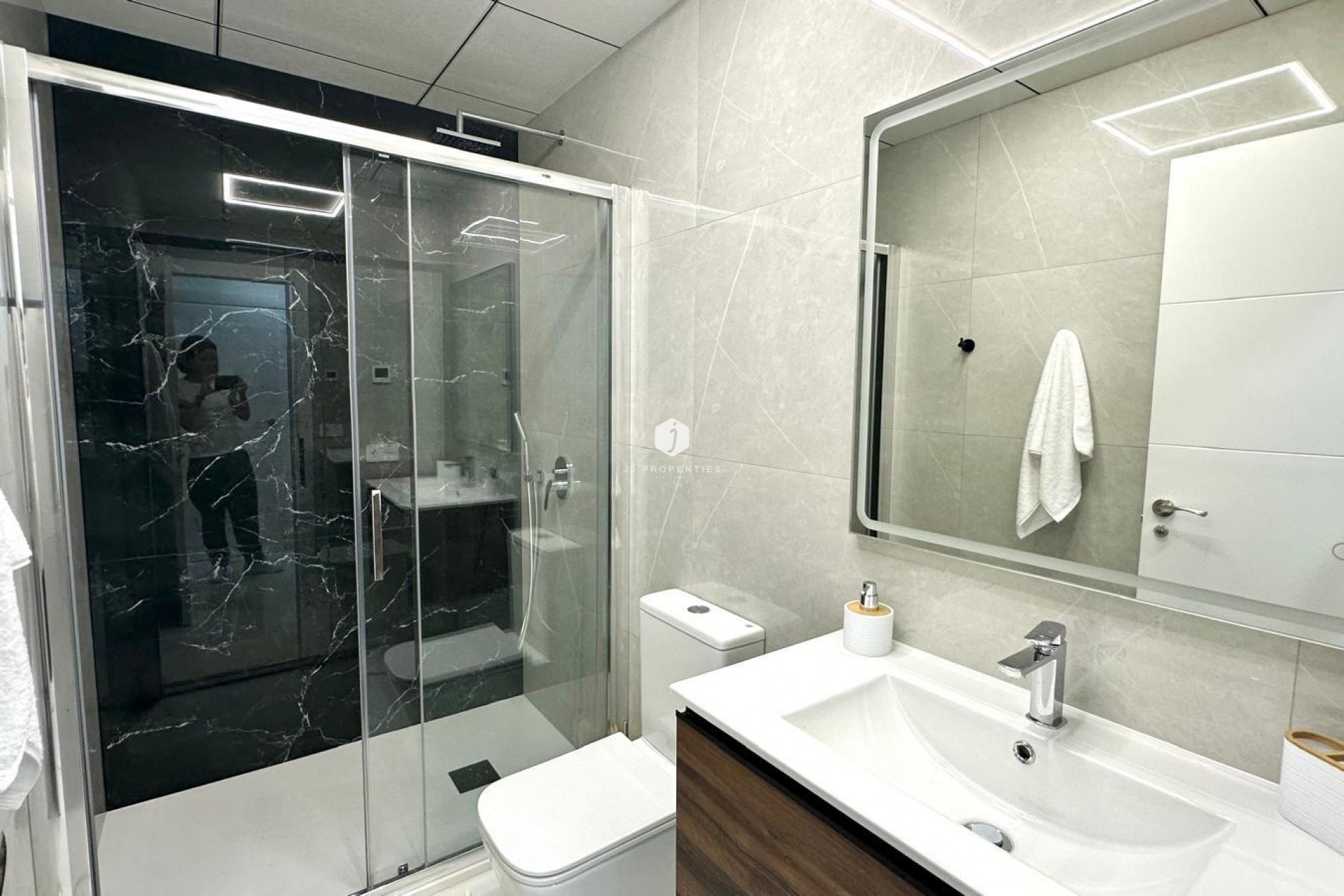 Tweedehands - Appartement / flat -
Torrevieja - Playa del Cura