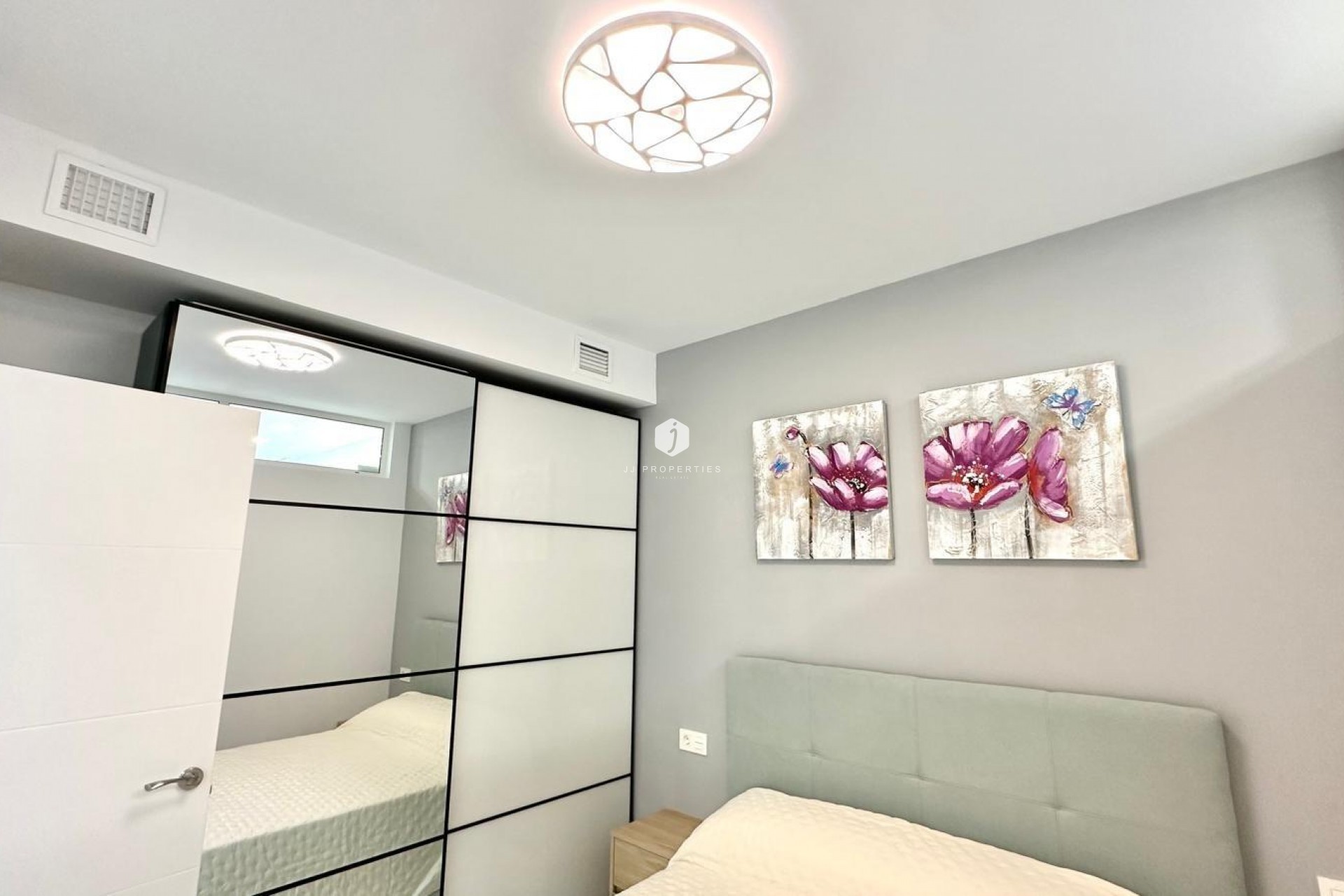 Tweedehands - Appartement / flat -
Torrevieja - Playa del Cura