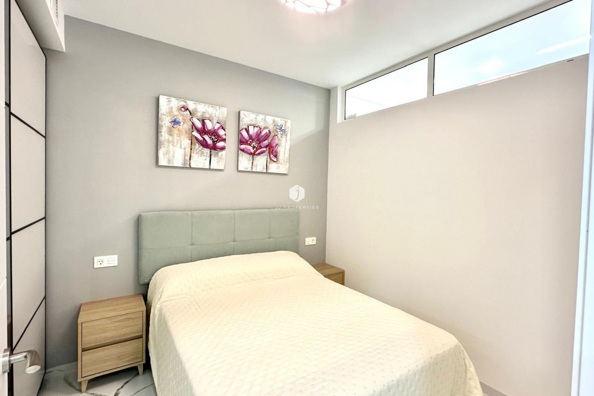 Tweedehands - Appartement / flat -
Torrevieja - Playa del Cura