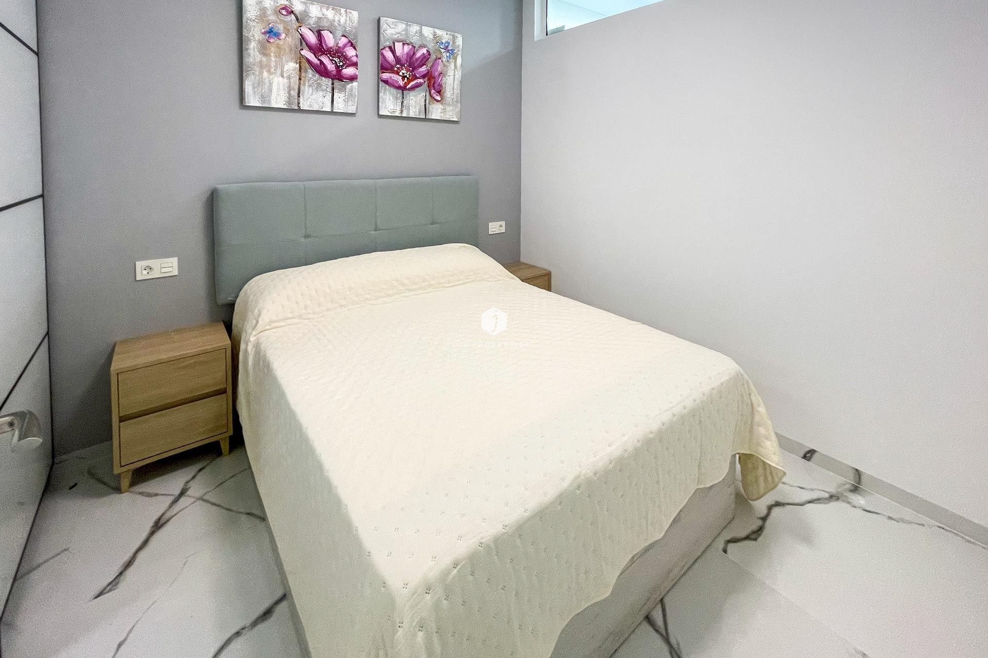 Tweedehands - Appartement / flat -
Torrevieja - Playa del Cura