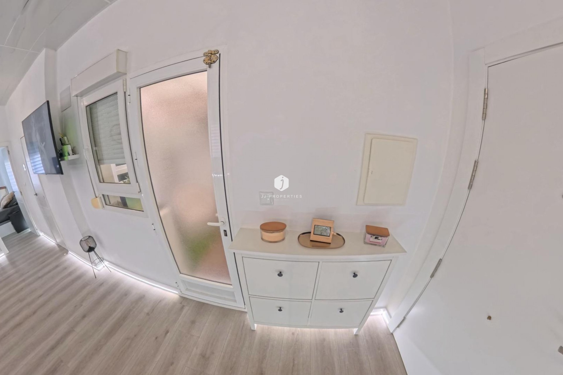 Tweedehands - Appartement / flat -
Torrevieja - Playa del Cura