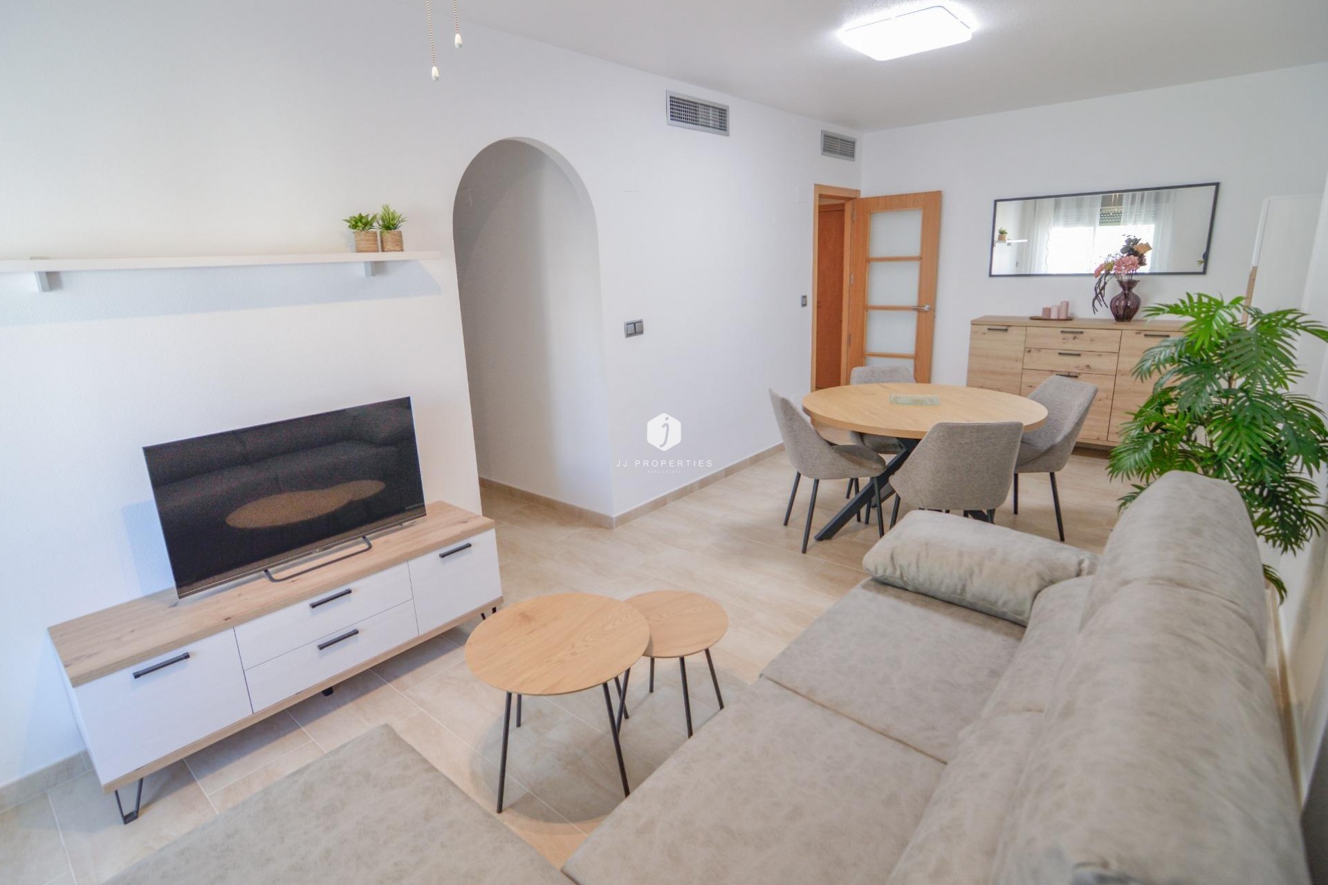 Tweedehands - Appartement / flat -
Torrevieja - Playa del Cura