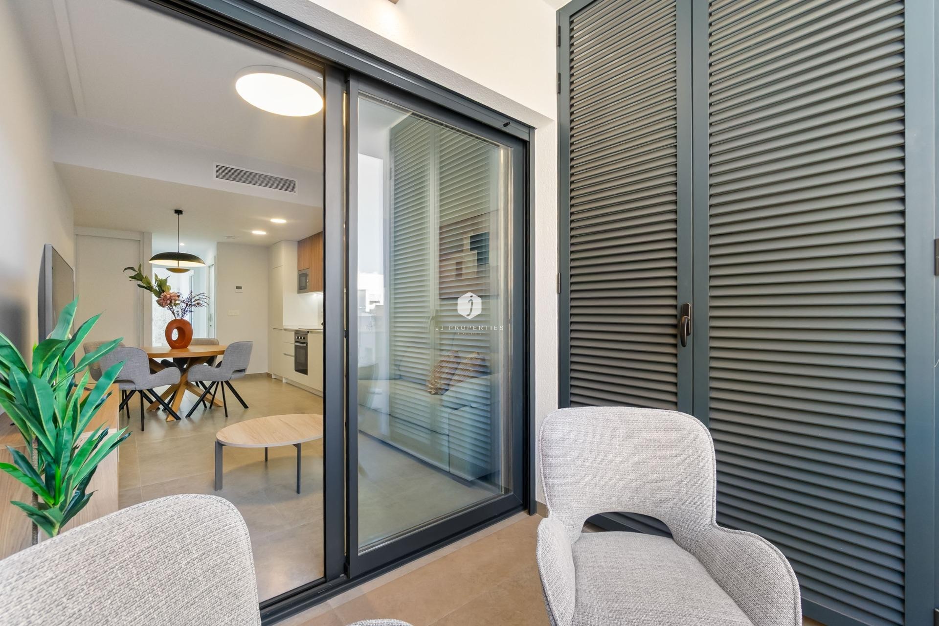 Tweedehands - Appartement / flat -
Torrevieja - Playa del Cura