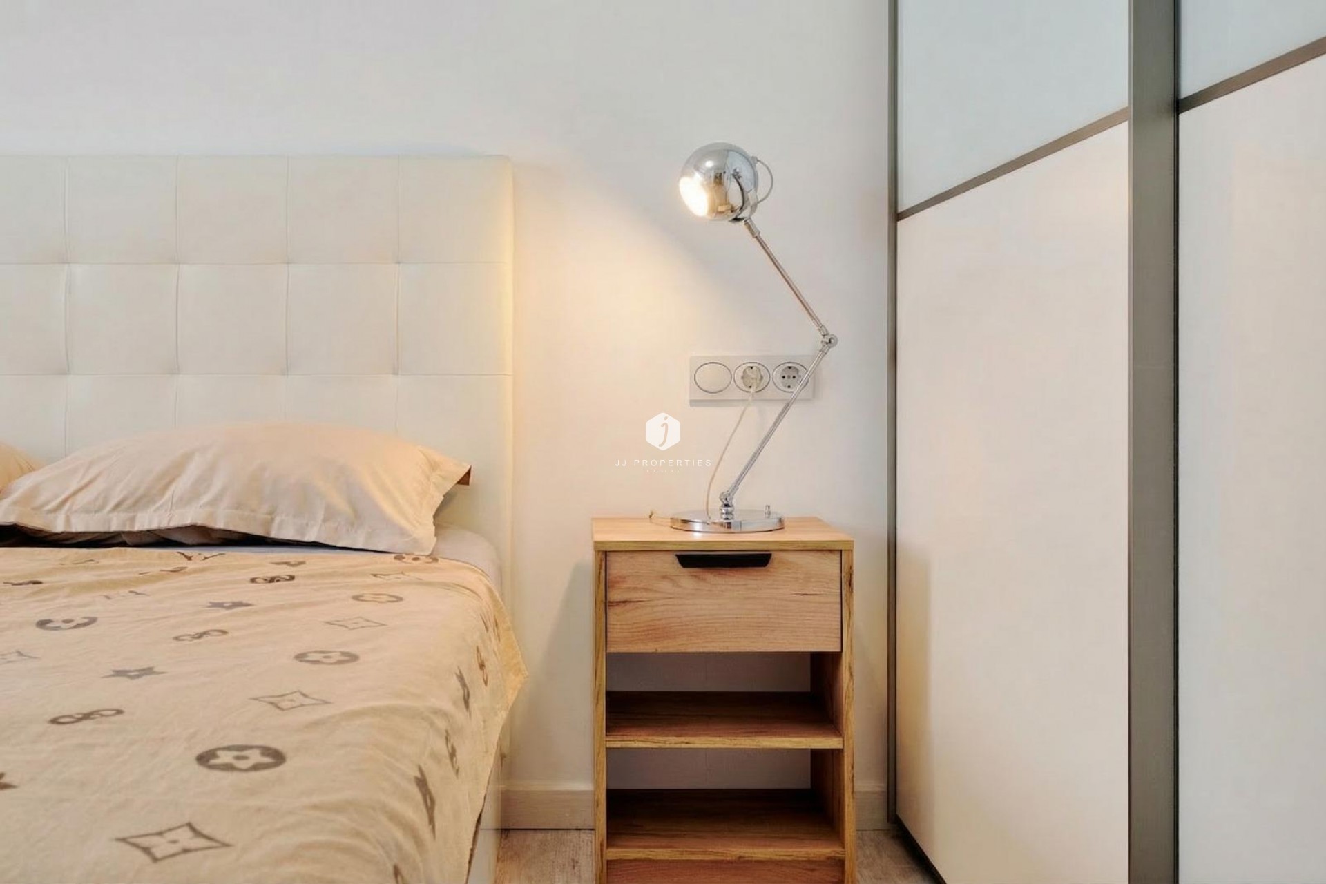 Tweedehands - Appartement / flat -
Torrevieja - Playa del Cura