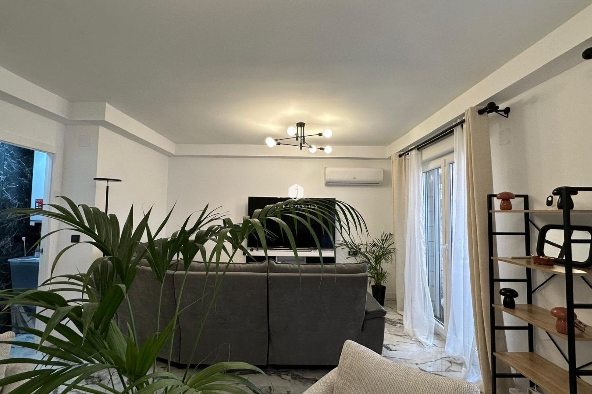 Tweedehands - Appartement / flat -
Torrevieja - Playa del Cura