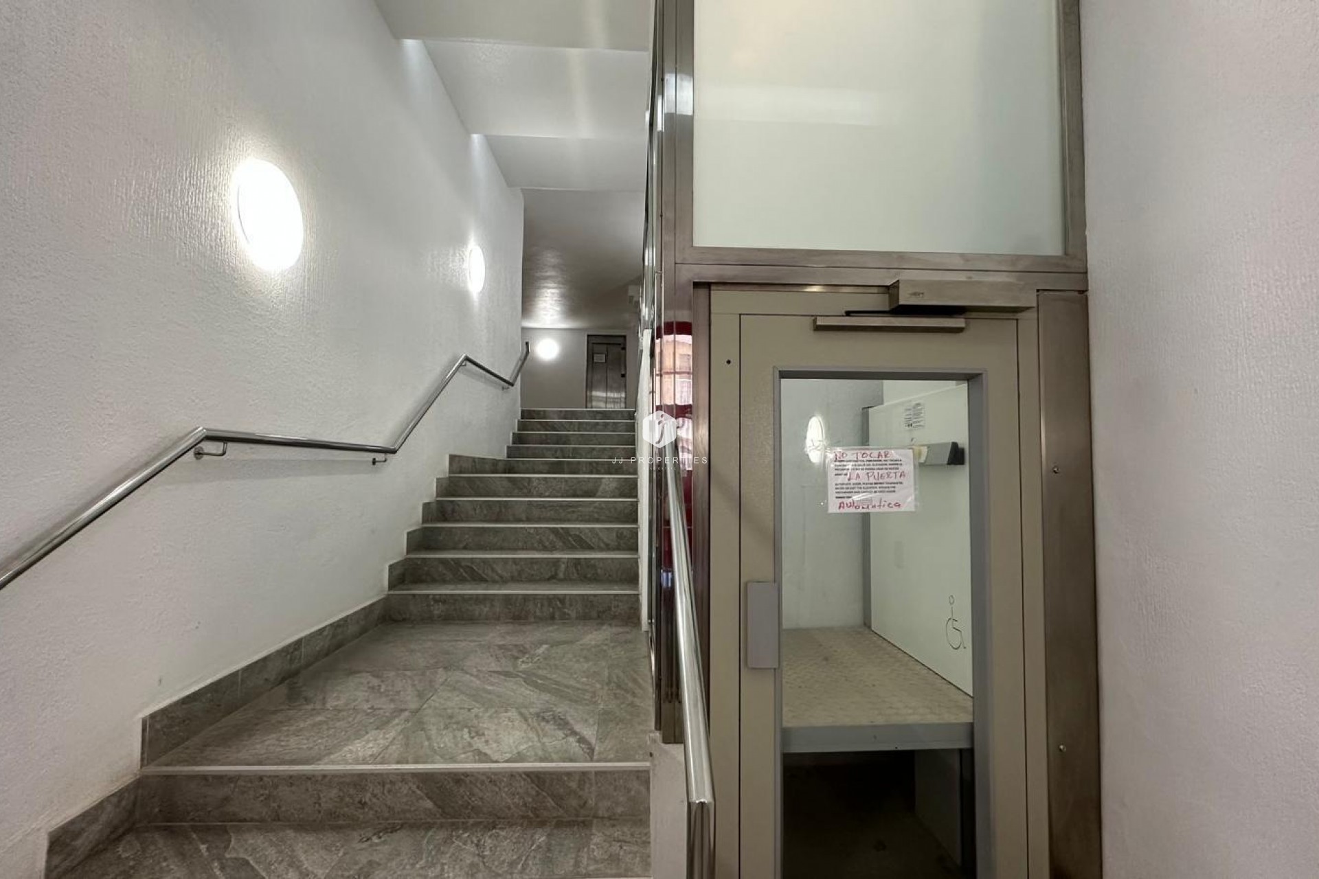 Tweedehands - Appartement / flat -
Torrevieja - Playa del Cura