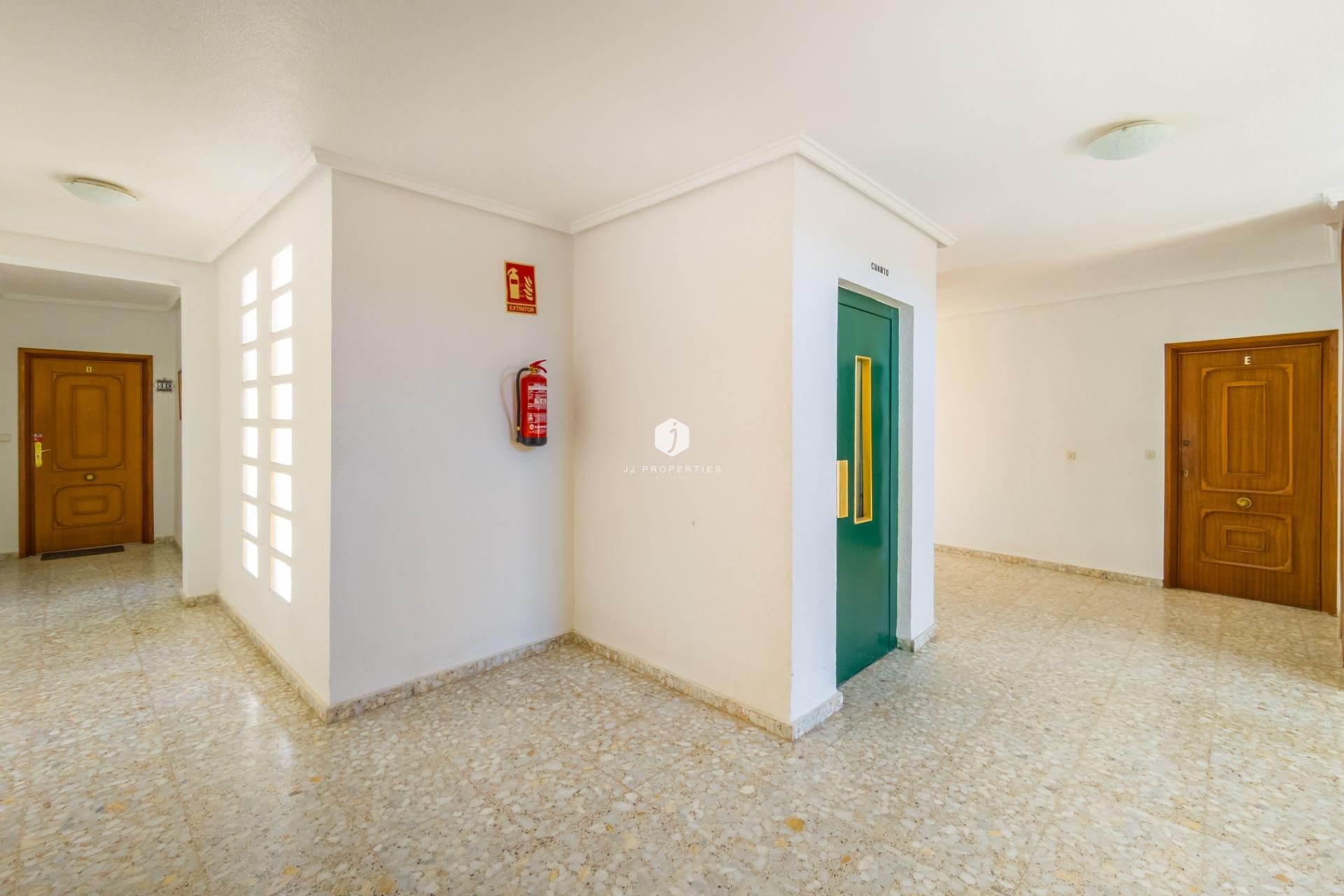 Tweedehands - Appartement / flat -
Torrevieja - Playa del Cura