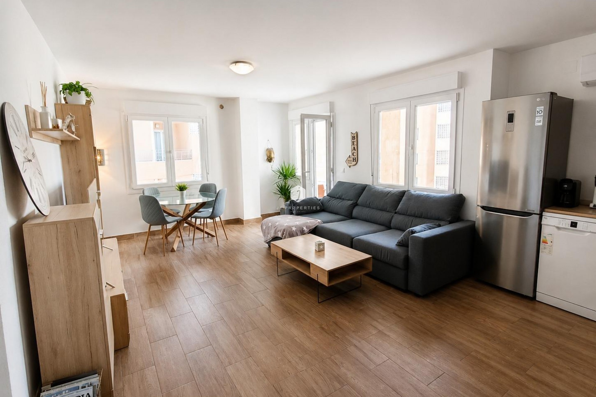 Tweedehands - Appartement / flat -
Torrevieja - Playa del Cura