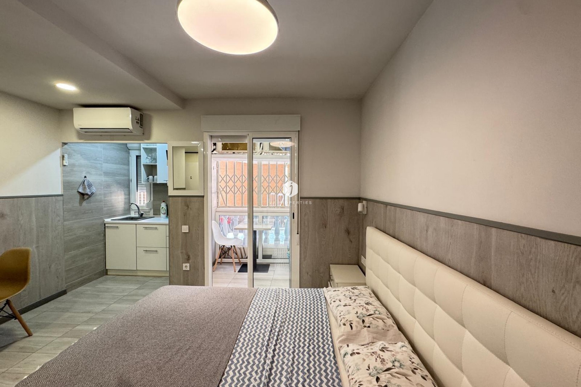 Tweedehands - Appartement / flat -
Torrevieja - Playa del Cura