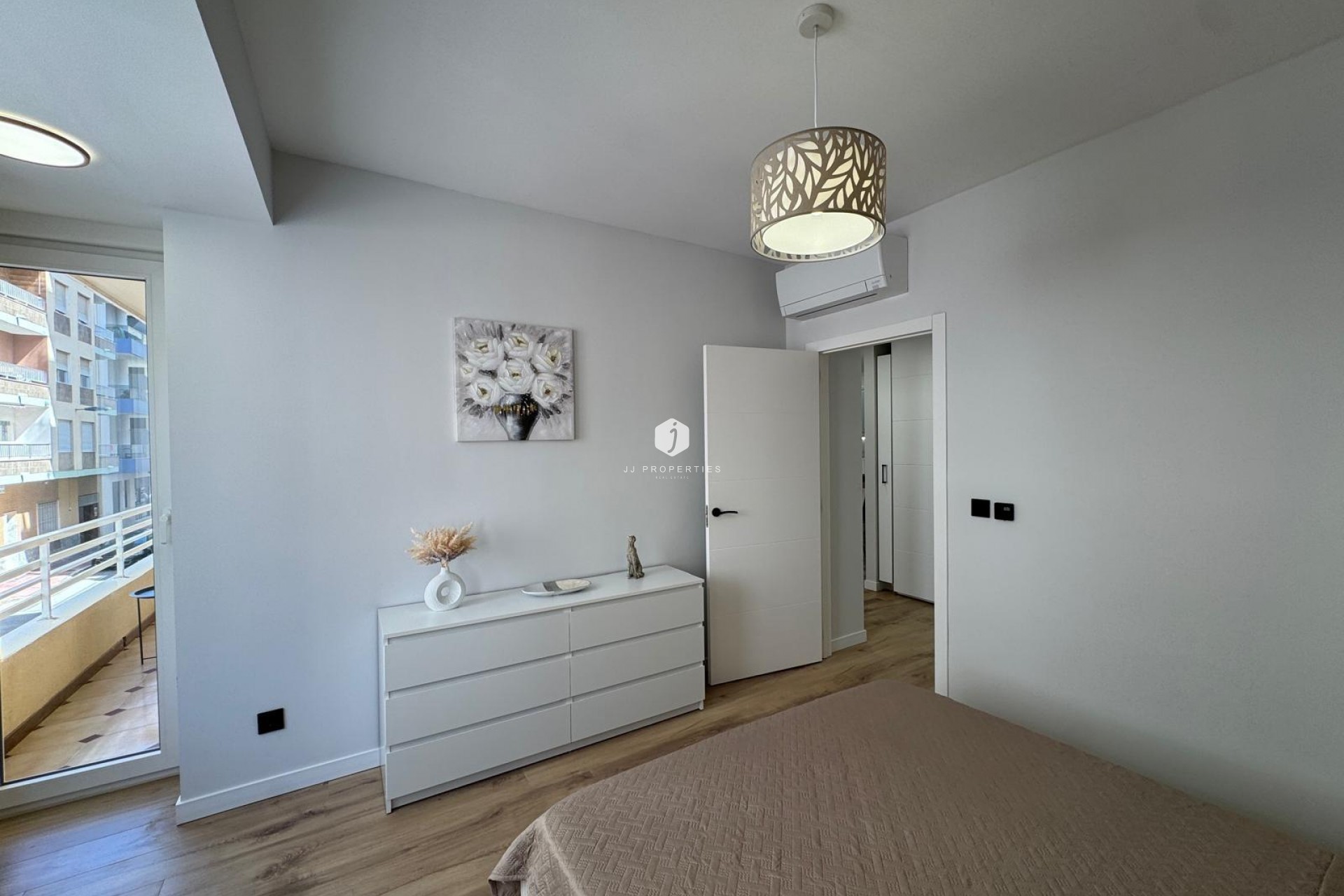 Tweedehands - Appartement / flat -
Torrevieja - Playa del Cura