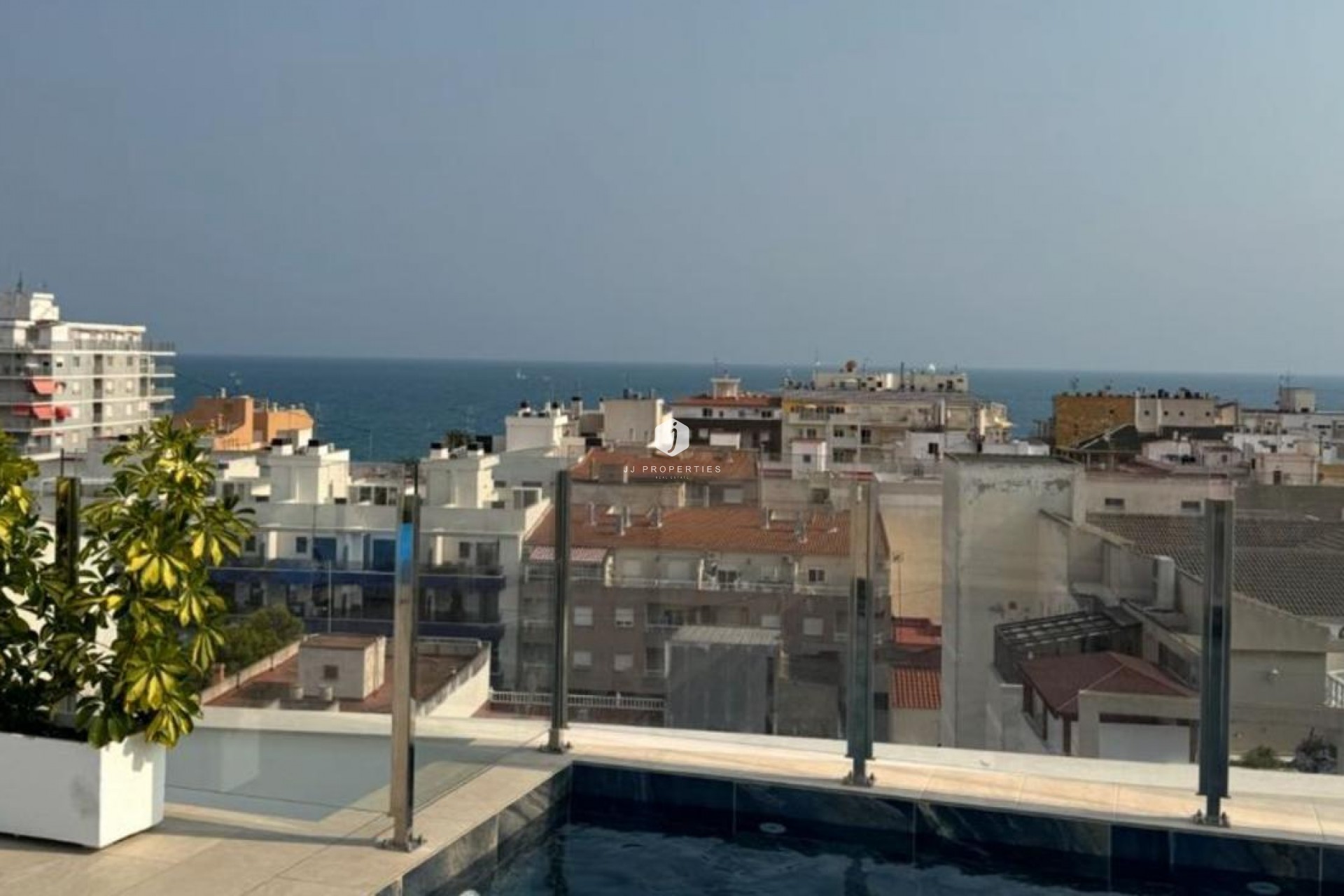 Tweedehands - Appartement / flat -
Torrevieja - Playa del Cura
