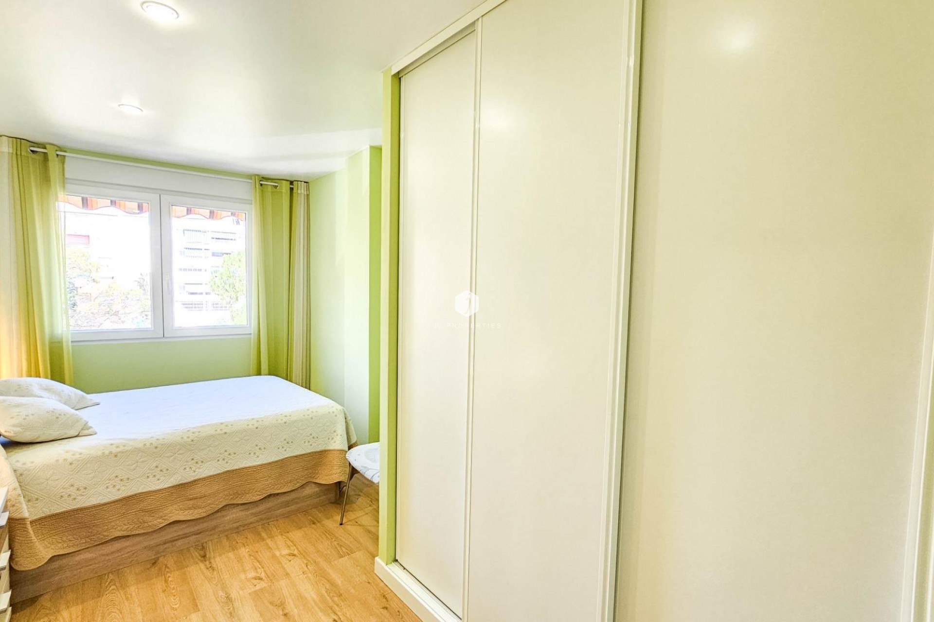 Tweedehands - Appartement / flat -
Torrevieja - Playa del Cura