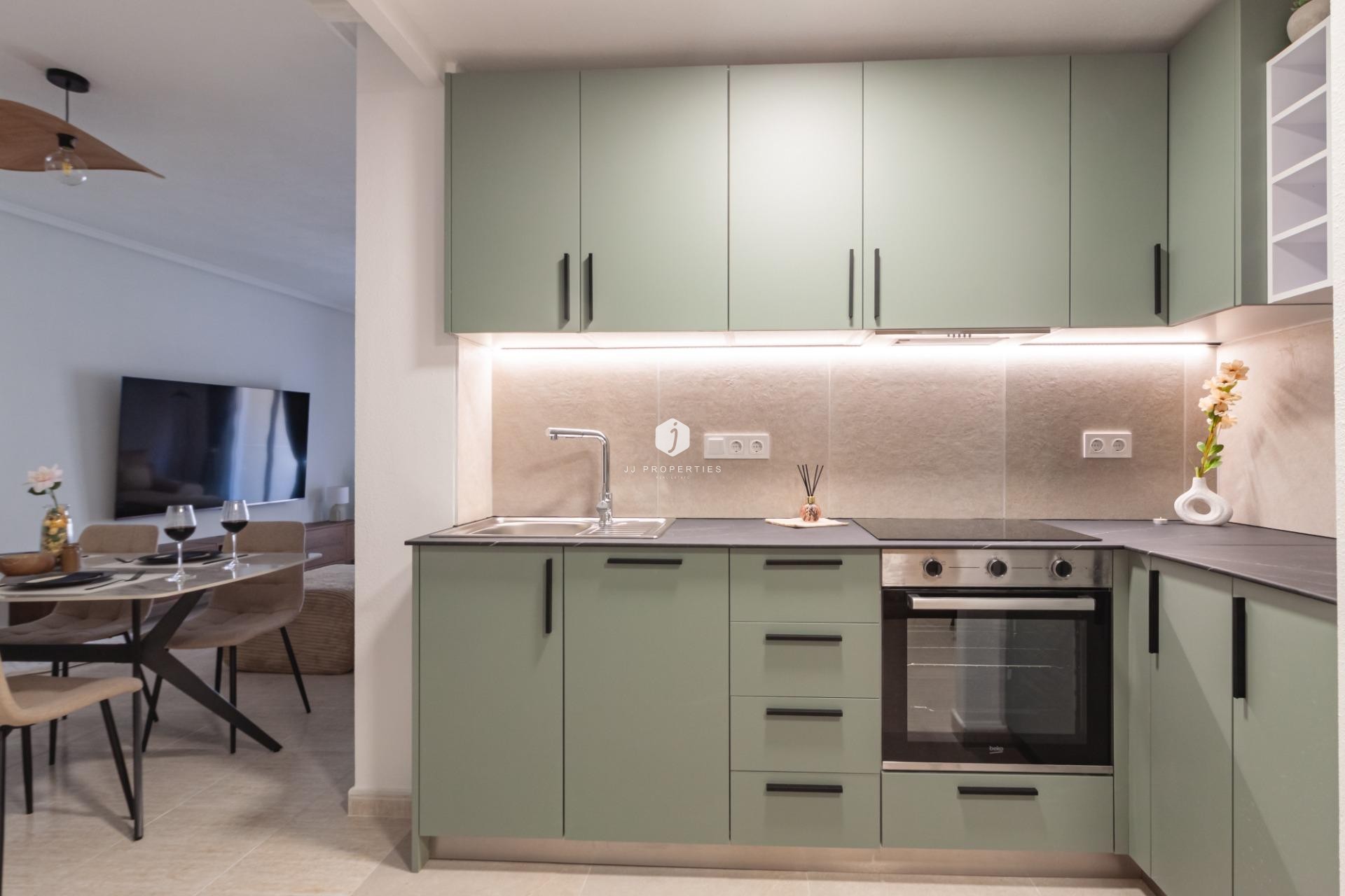 Tweedehands - Appartement / flat -
Torrevieja - Playa del Cura