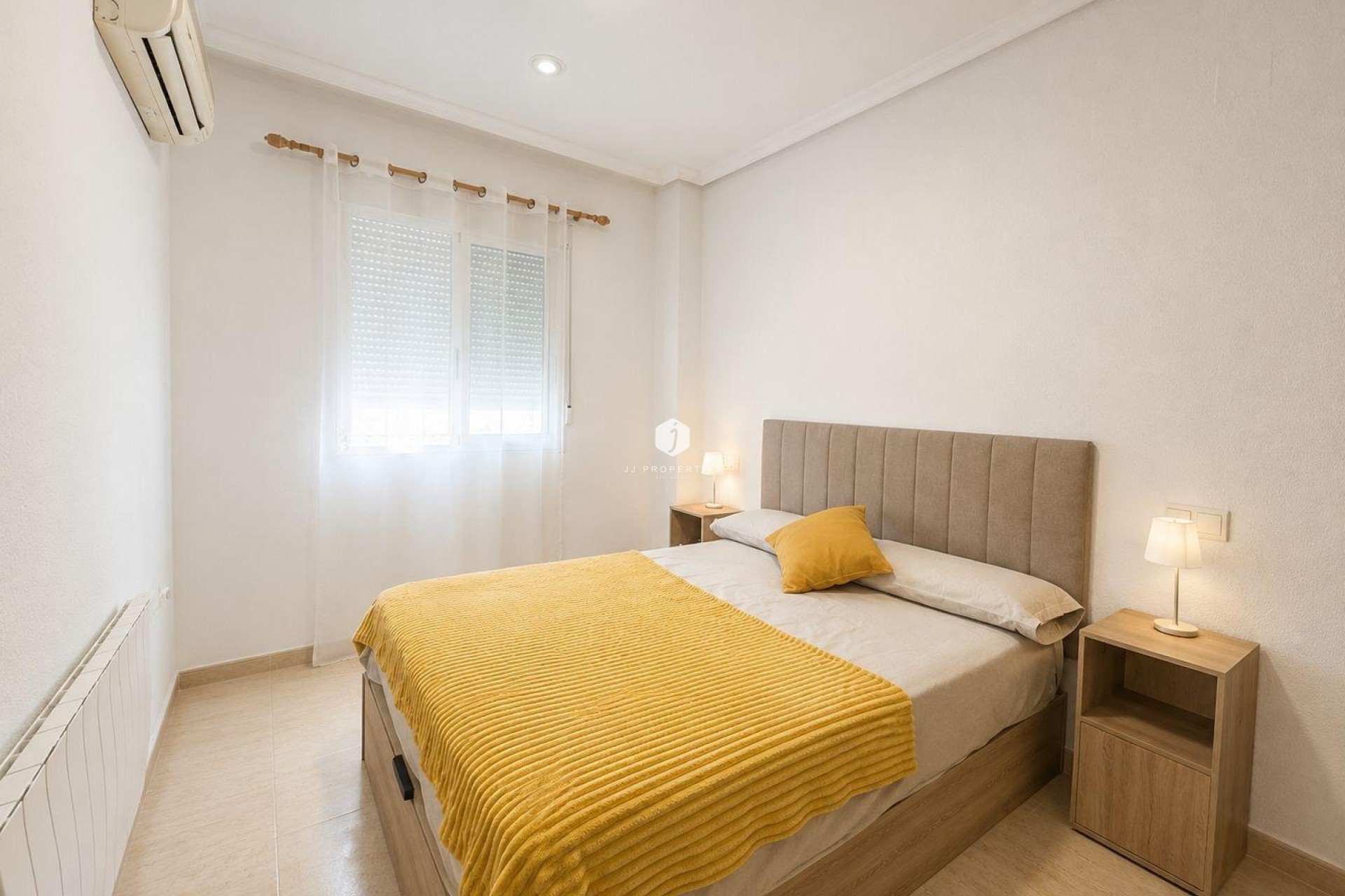 Tweedehands - Appartement / flat -
Torrevieja - Playa del Cura