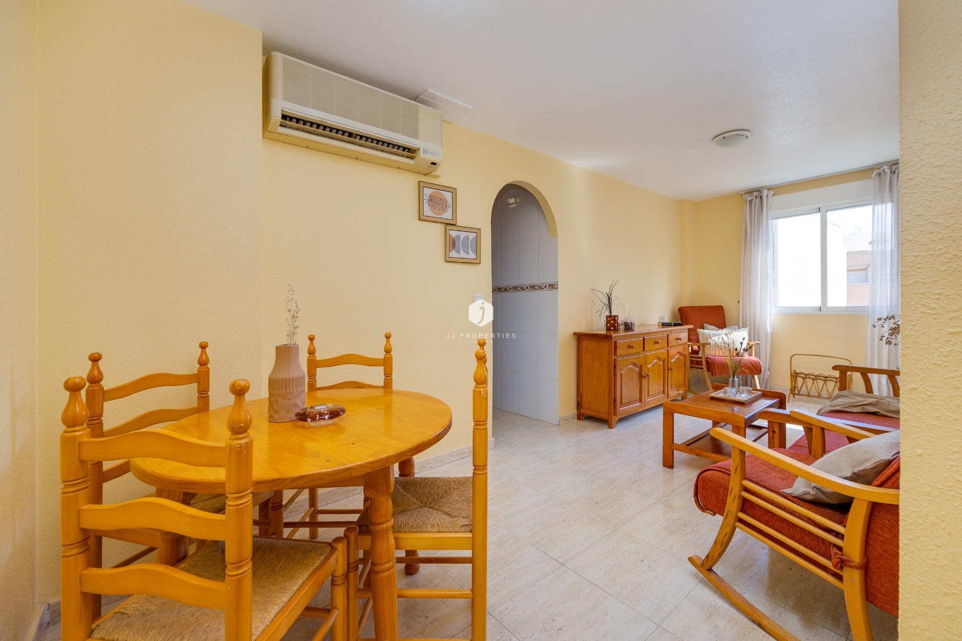 Tweedehands - Appartement / flat -
Torrevieja - Playa del Cura