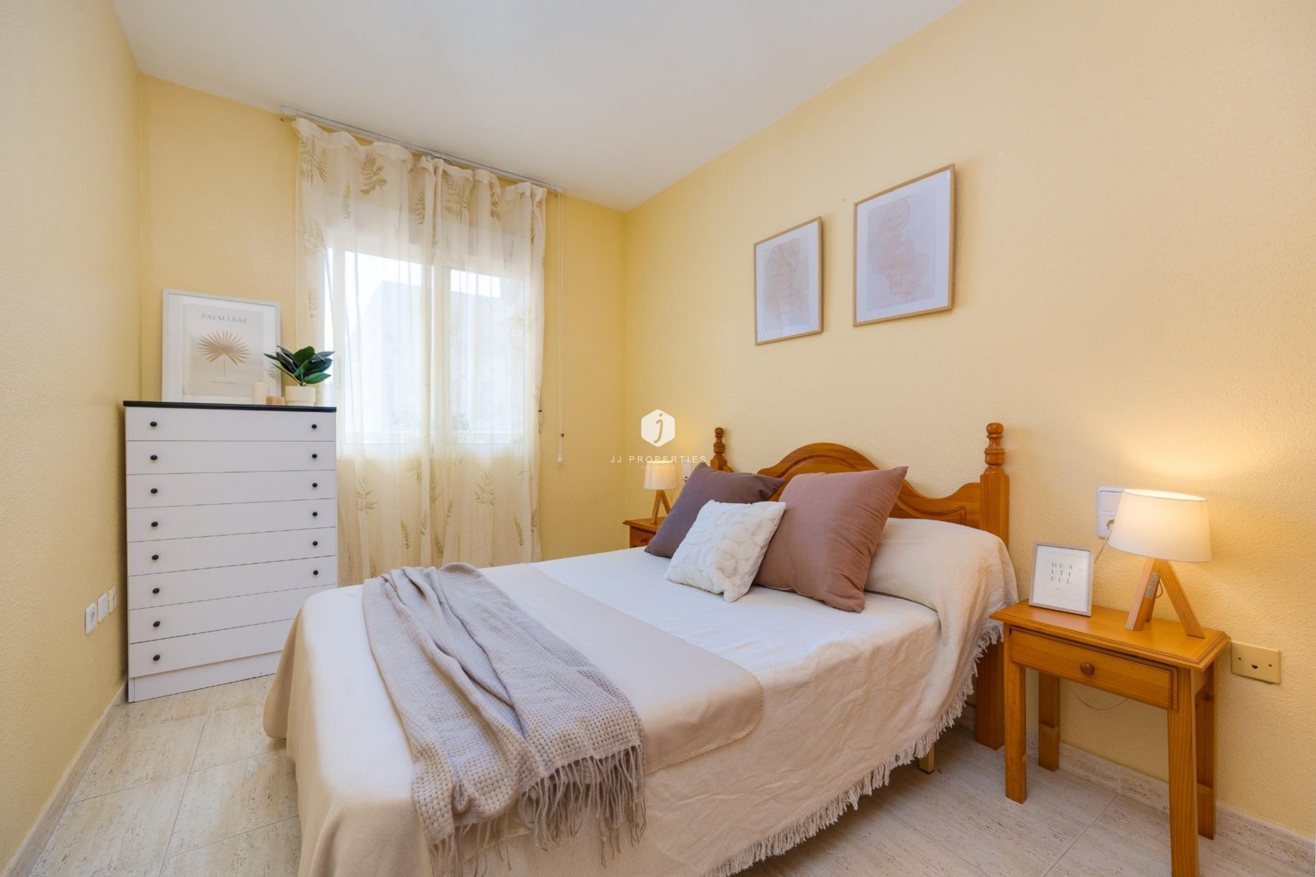 Tweedehands - Appartement / flat -
Torrevieja - Playa del Cura