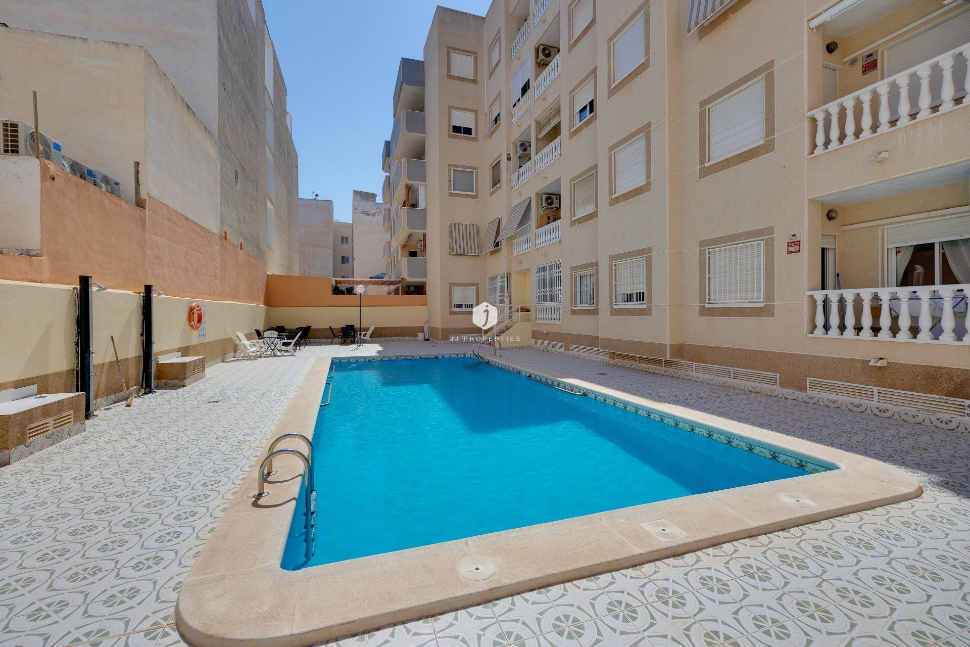 Tweedehands - Appartement / flat -
Torrevieja - Playa del Cura