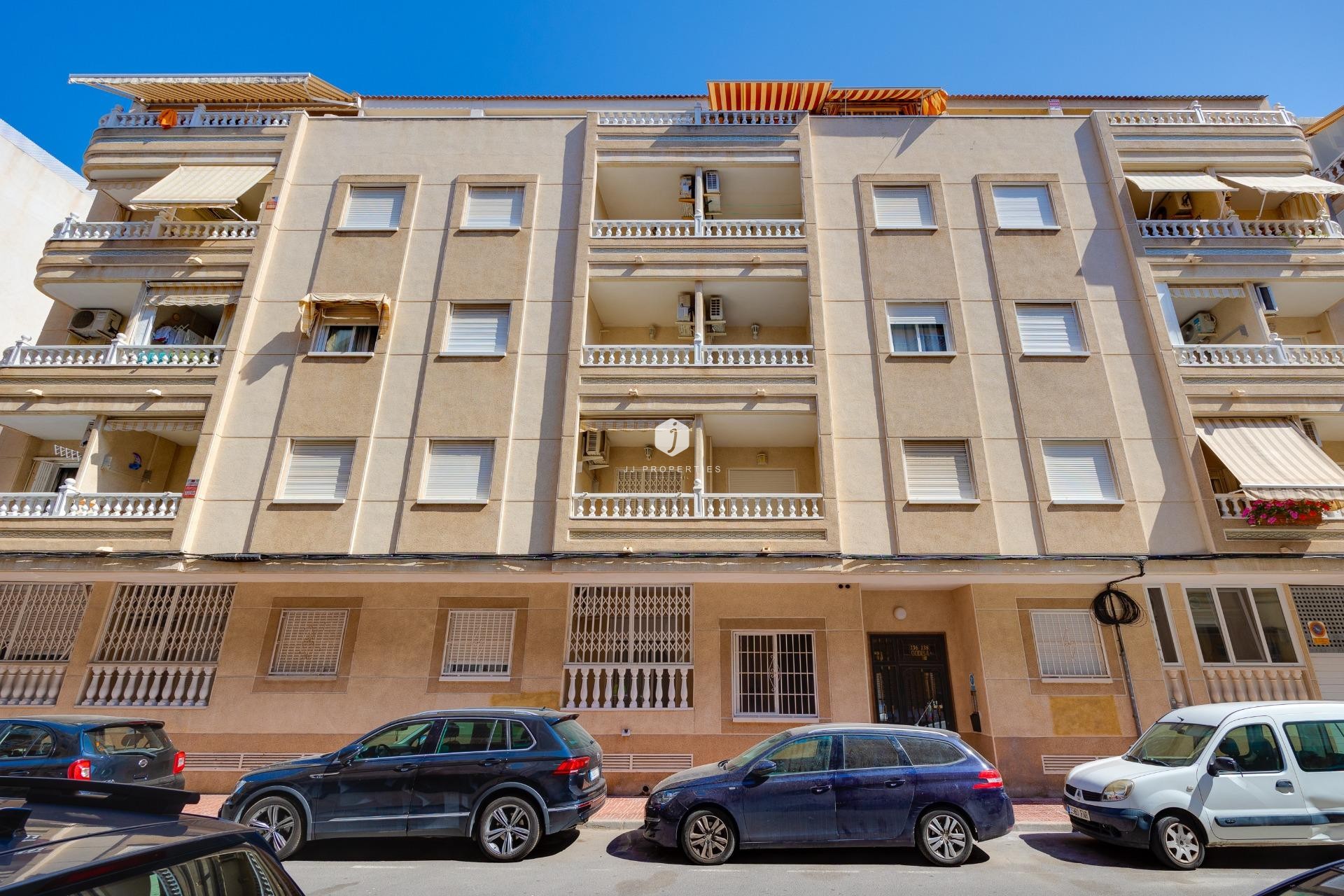 Tweedehands - Appartement / flat -
Torrevieja - Playa del Cura