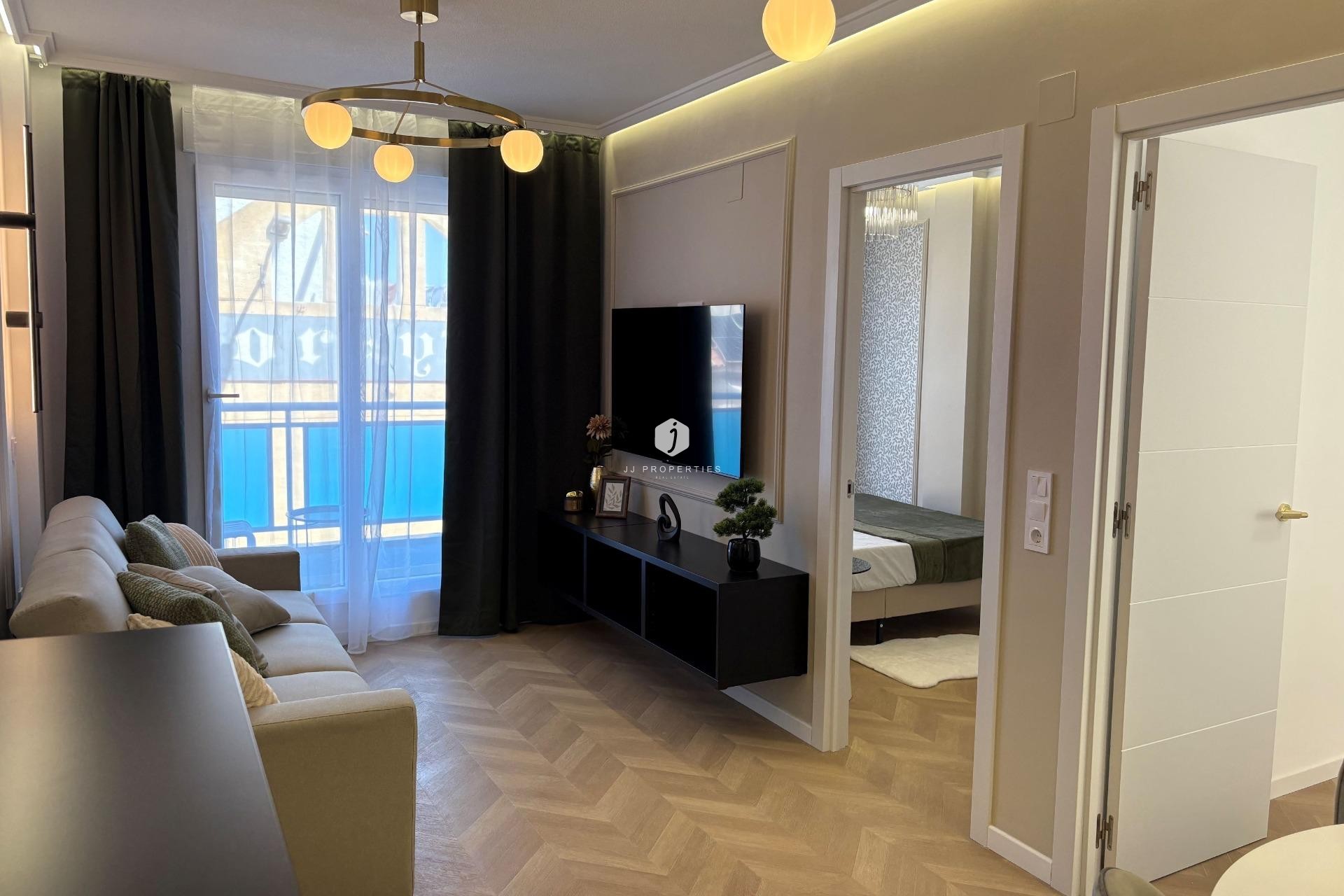 Tweedehands - Appartement / flat -
Torrevieja - Playa del Cura