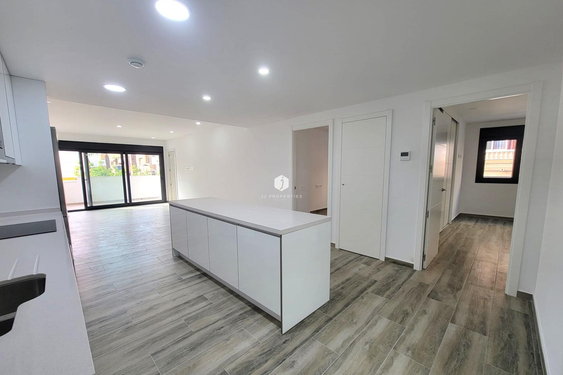 Tweedehands - Appartement / flat -
Torrevieja - Playa del Cura