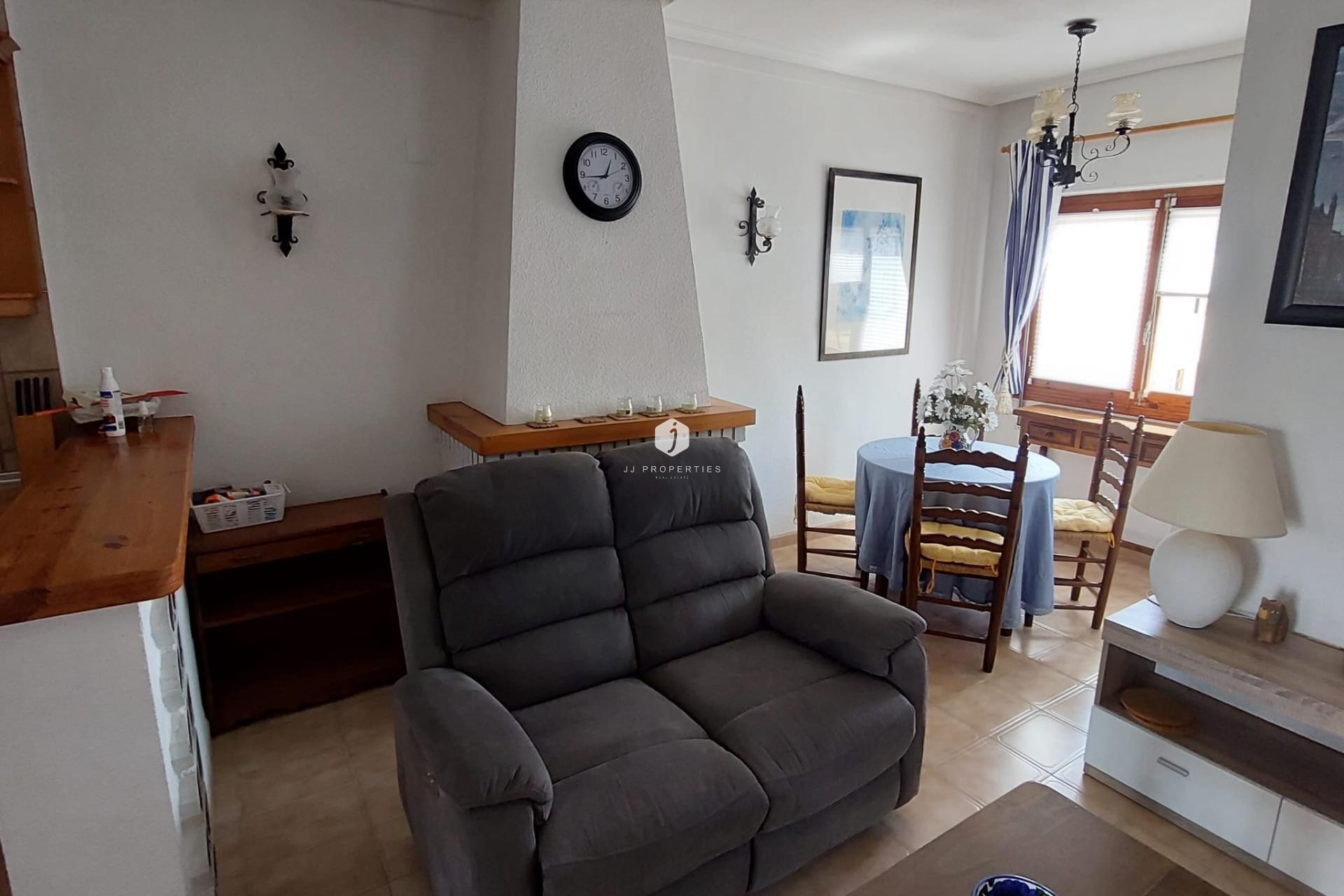 Tweedehands - Appartement / flat -
Torrevieja - Punta prima