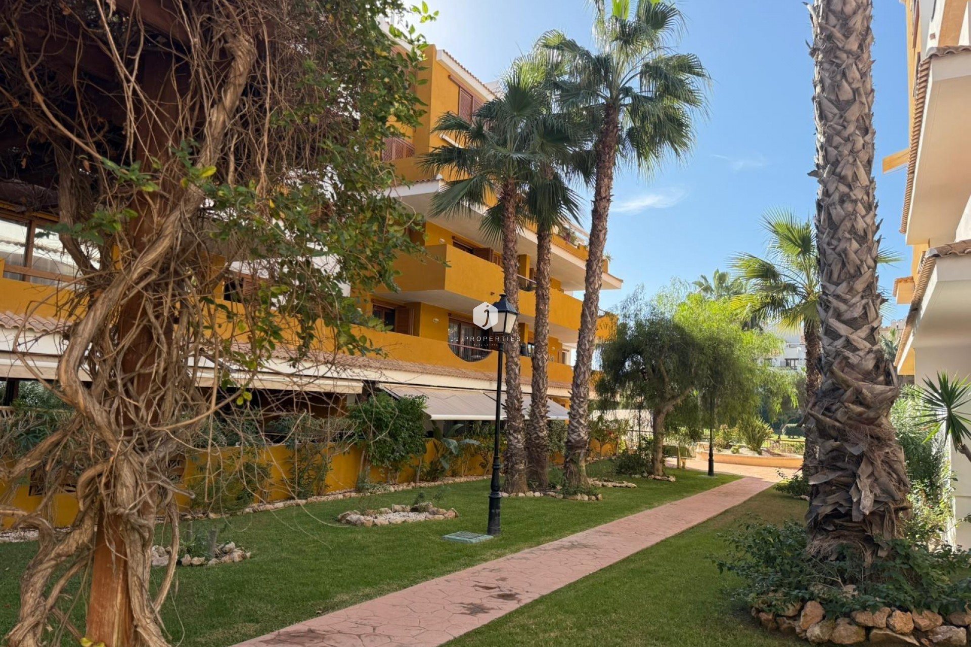 Tweedehands - Appartement / flat -
Torrevieja - Punta prima