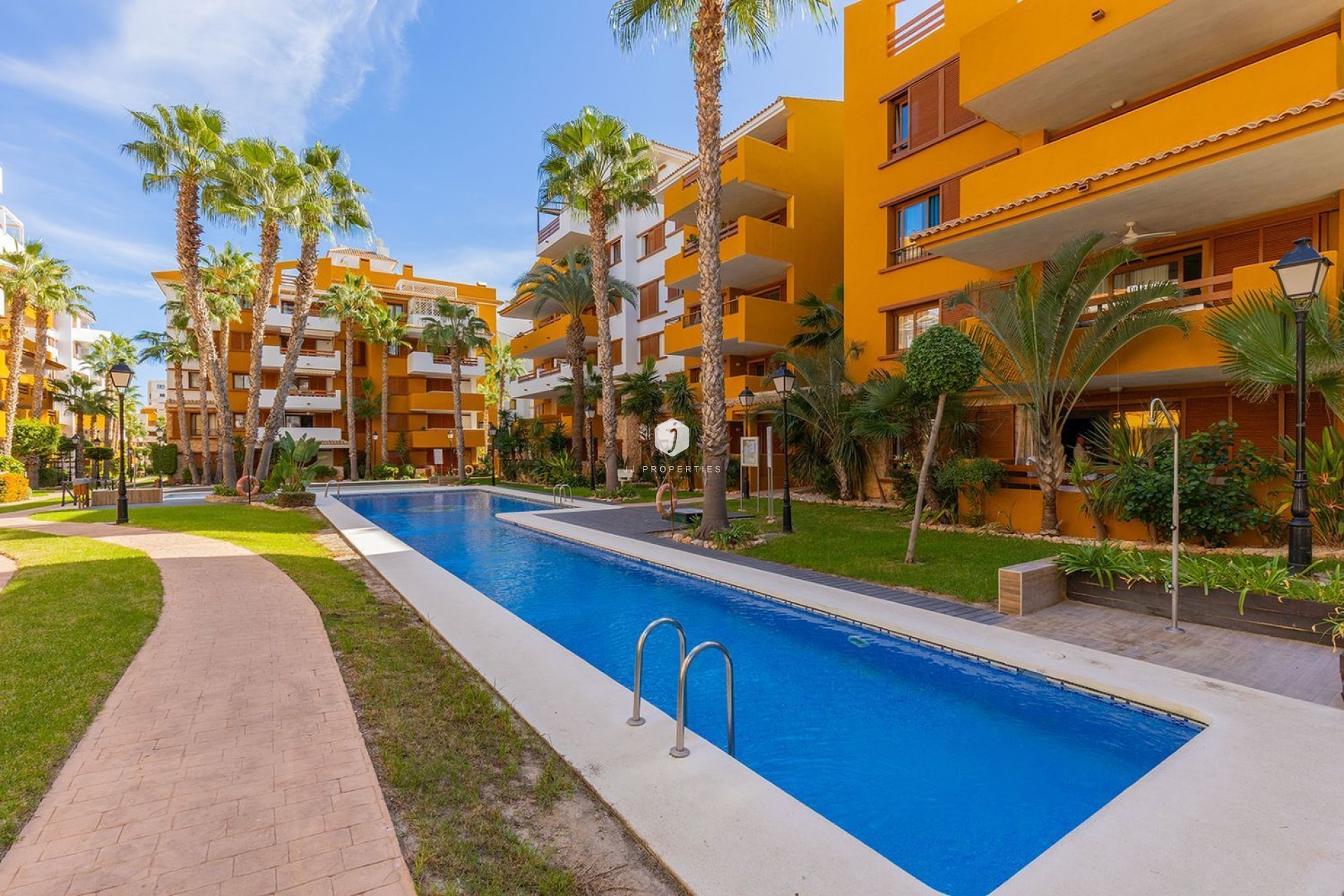 Tweedehands - Appartement / flat -
Torrevieja - Punta prima