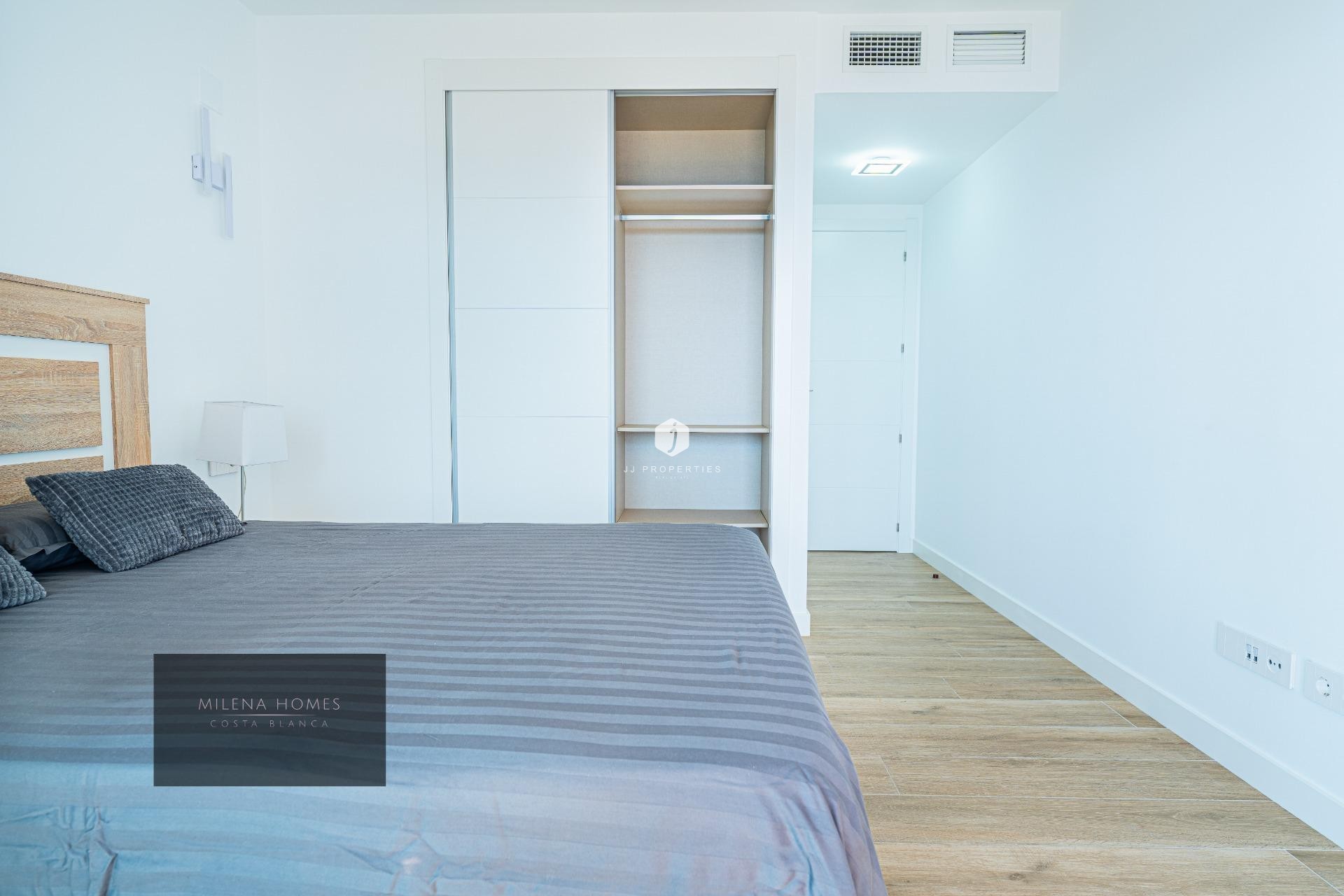 Tweedehands - Appartement / flat -
Torrevieja - Punta prima