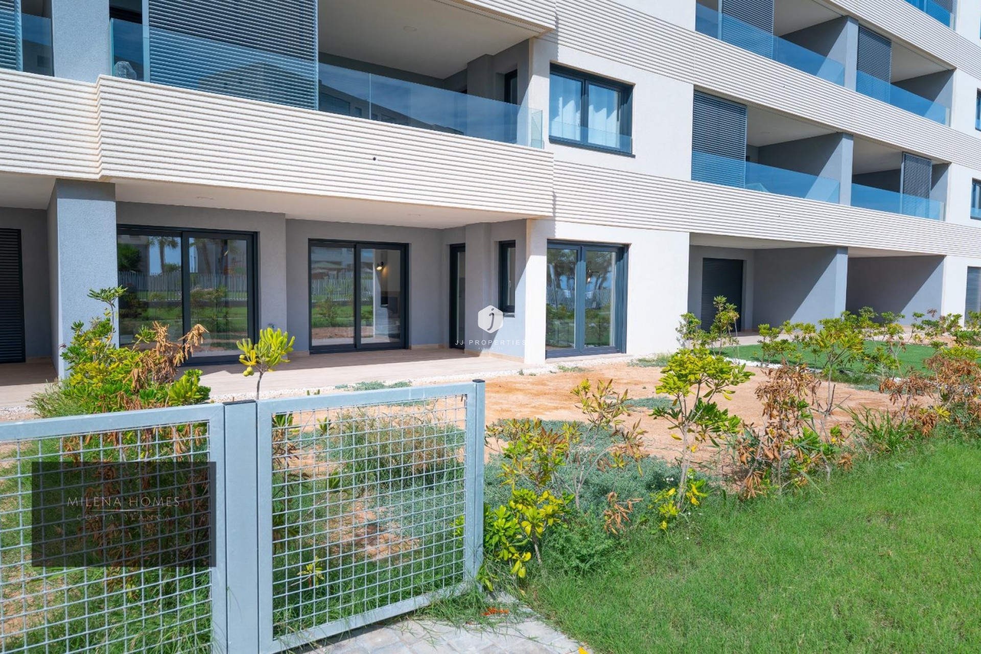 Tweedehands - Appartement / flat -
Torrevieja - Punta prima