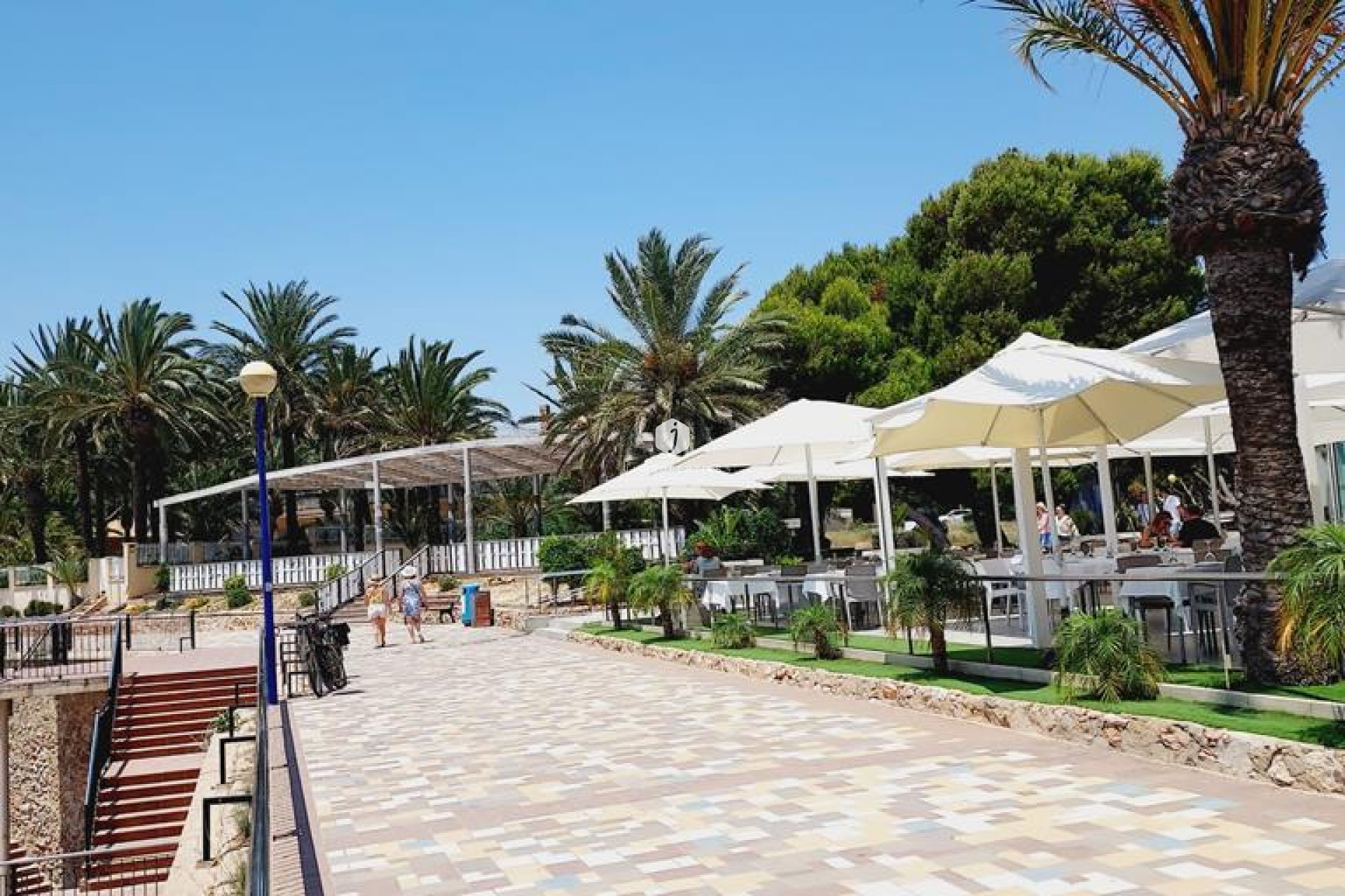 Tweedehands - Appartement / flat -
Torrevieja - Punta prima