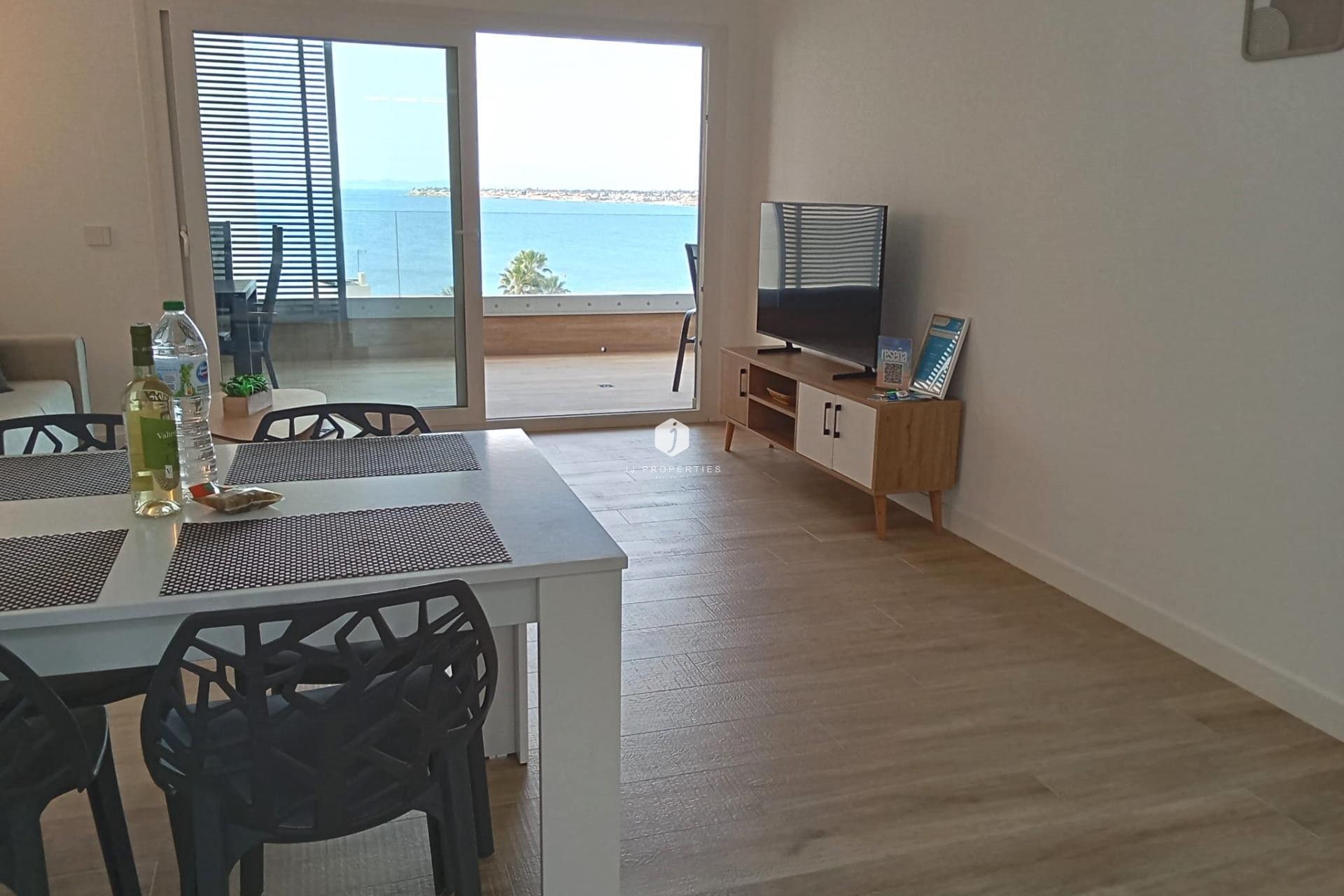 Tweedehands - Appartement / flat -
Torrevieja - Punta prima
