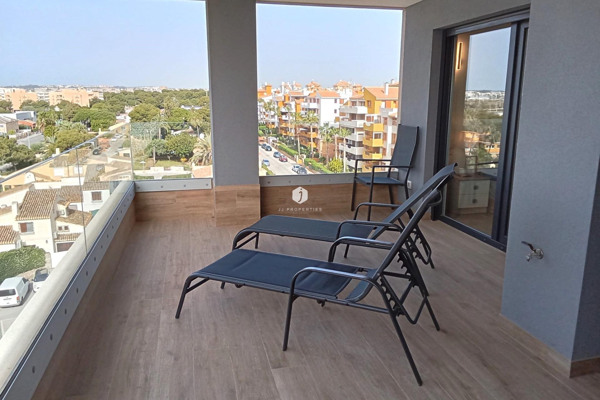 Tweedehands - Appartement / flat -
Torrevieja - Punta prima