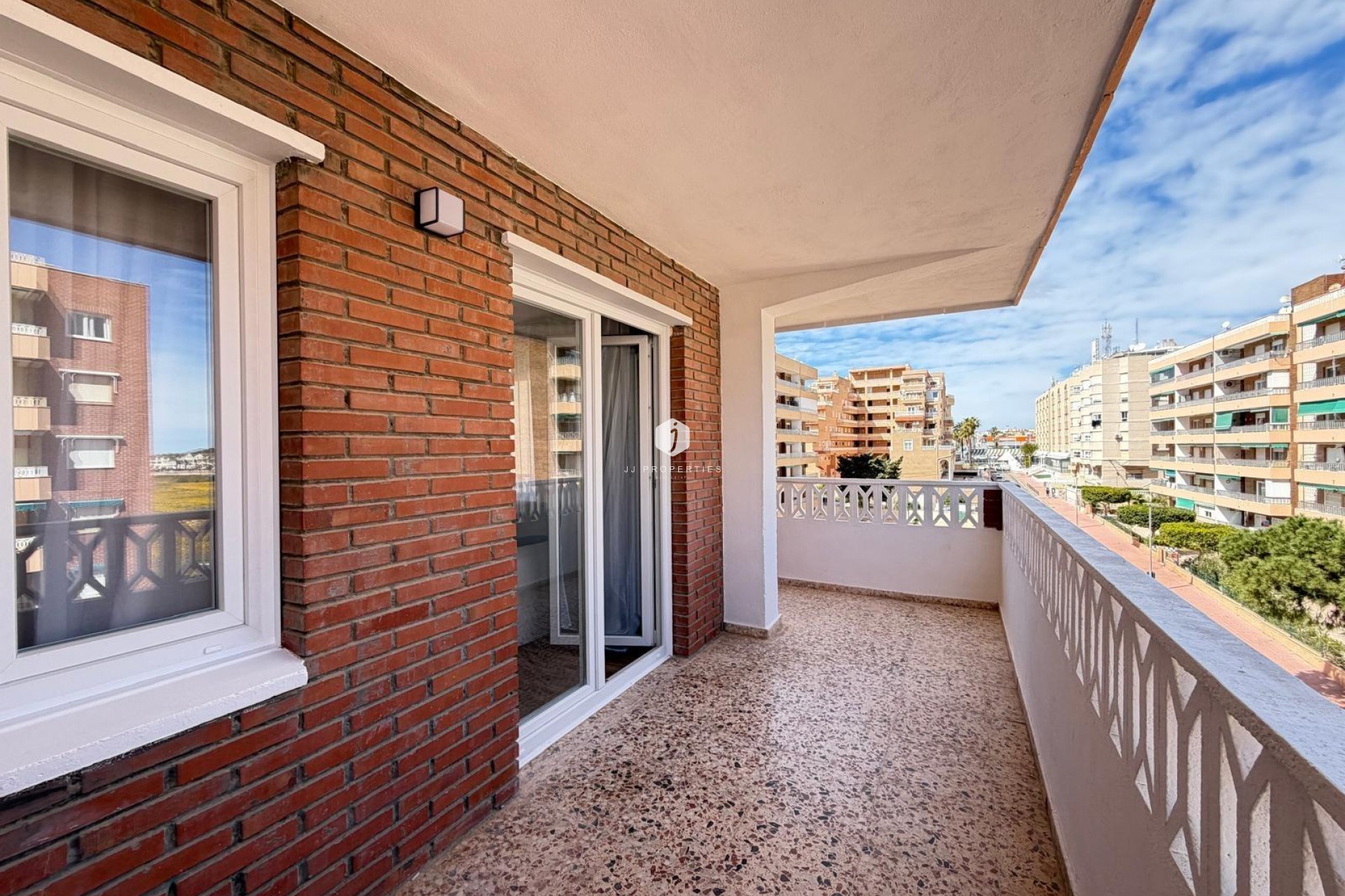 Tweedehands - Appartement / flat -
Torrevieja - Punta prima