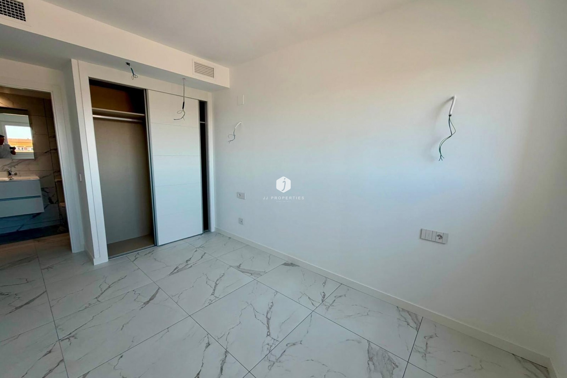 Tweedehands - Appartement / flat -
Torrevieja - Punta prima
