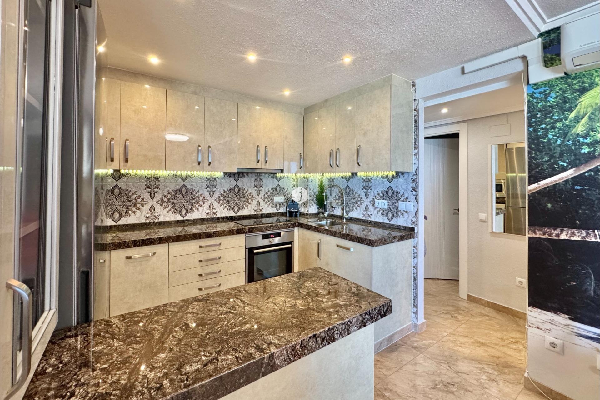 Tweedehands - Appartement / flat -
Torrevieja - Torre la mata