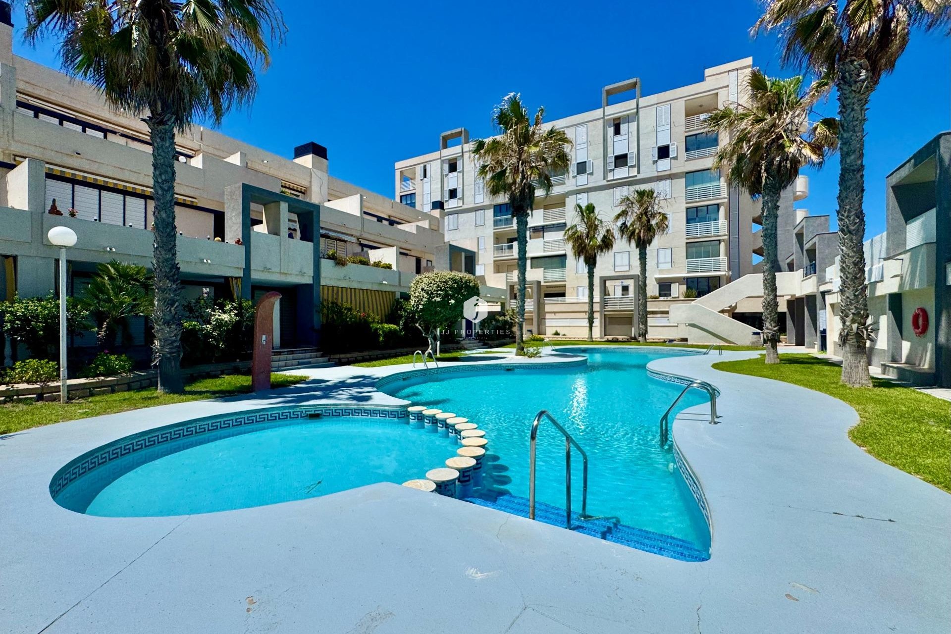 Tweedehands - Appartement / flat -
Torrevieja - Torre la mata