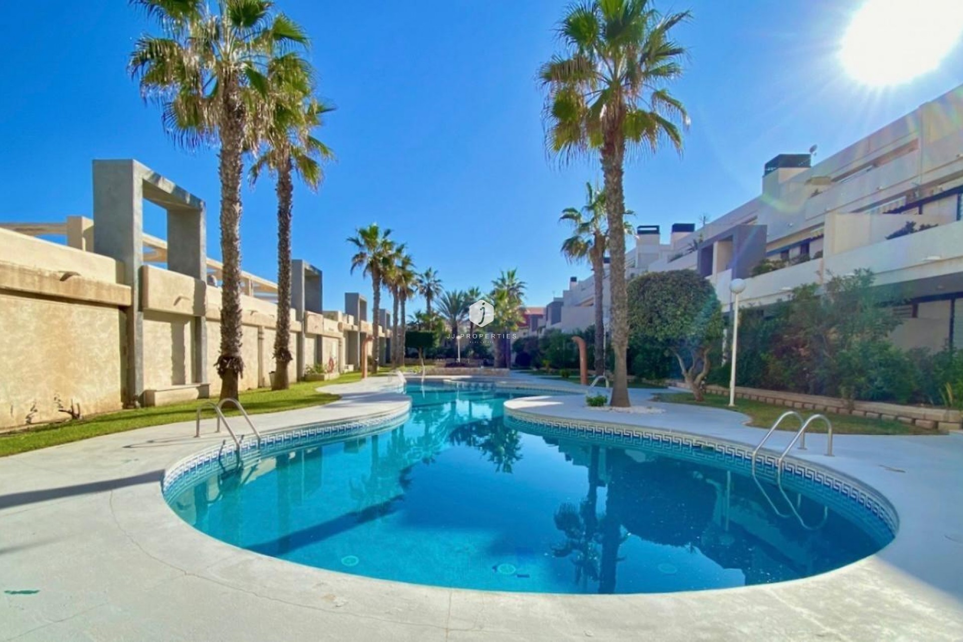 Tweedehands - Appartement / flat -
Torrevieja - Torre la mata
