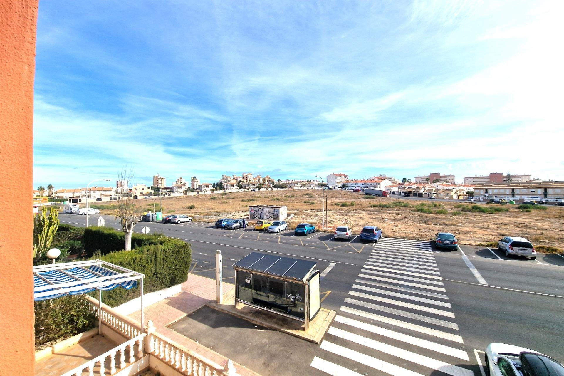 Tweedehands - Appartement / flat -
Torrevieja - Torreblanca